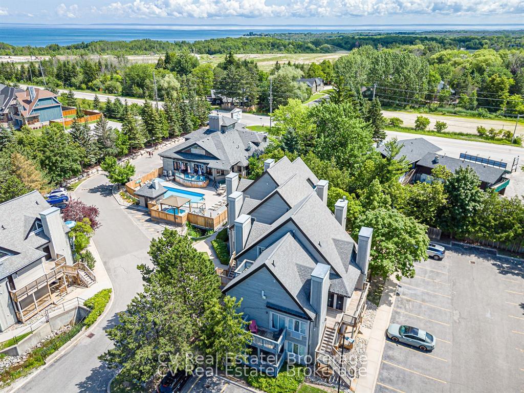 Photo 2 of Unit 404, 796468 Grey 19 Road, Blue Mountains — HOMEH