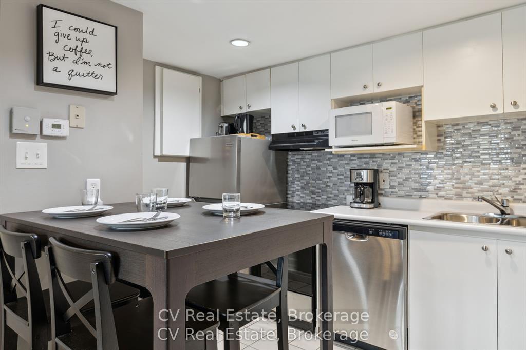 Photo 11 of Unit 404, 796468 Grey 19 Road, Blue Mountains — HOMEH