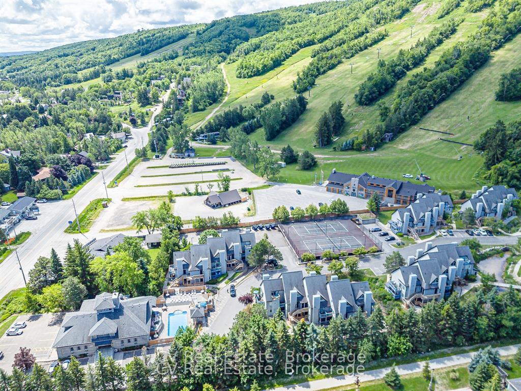 Photo 23 of Unit 404, 796468 Grey 19 Road, Blue Mountains — HOMEH