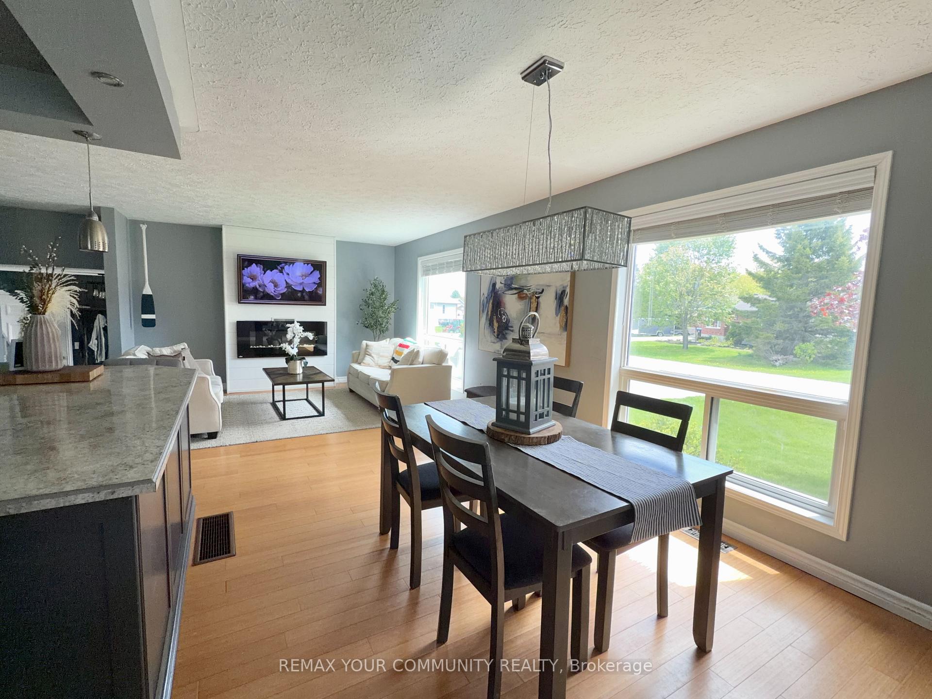 Photo 6 of 86 Oxley Drive, Penetanguishene — HOMEH