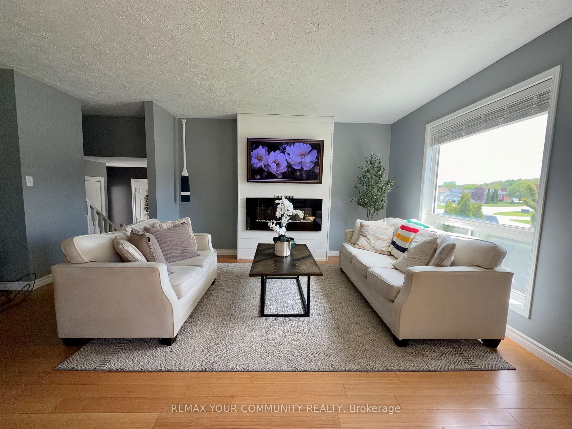Photo 11 of 86 Oxley Drive, Penetanguishene — HOMEH