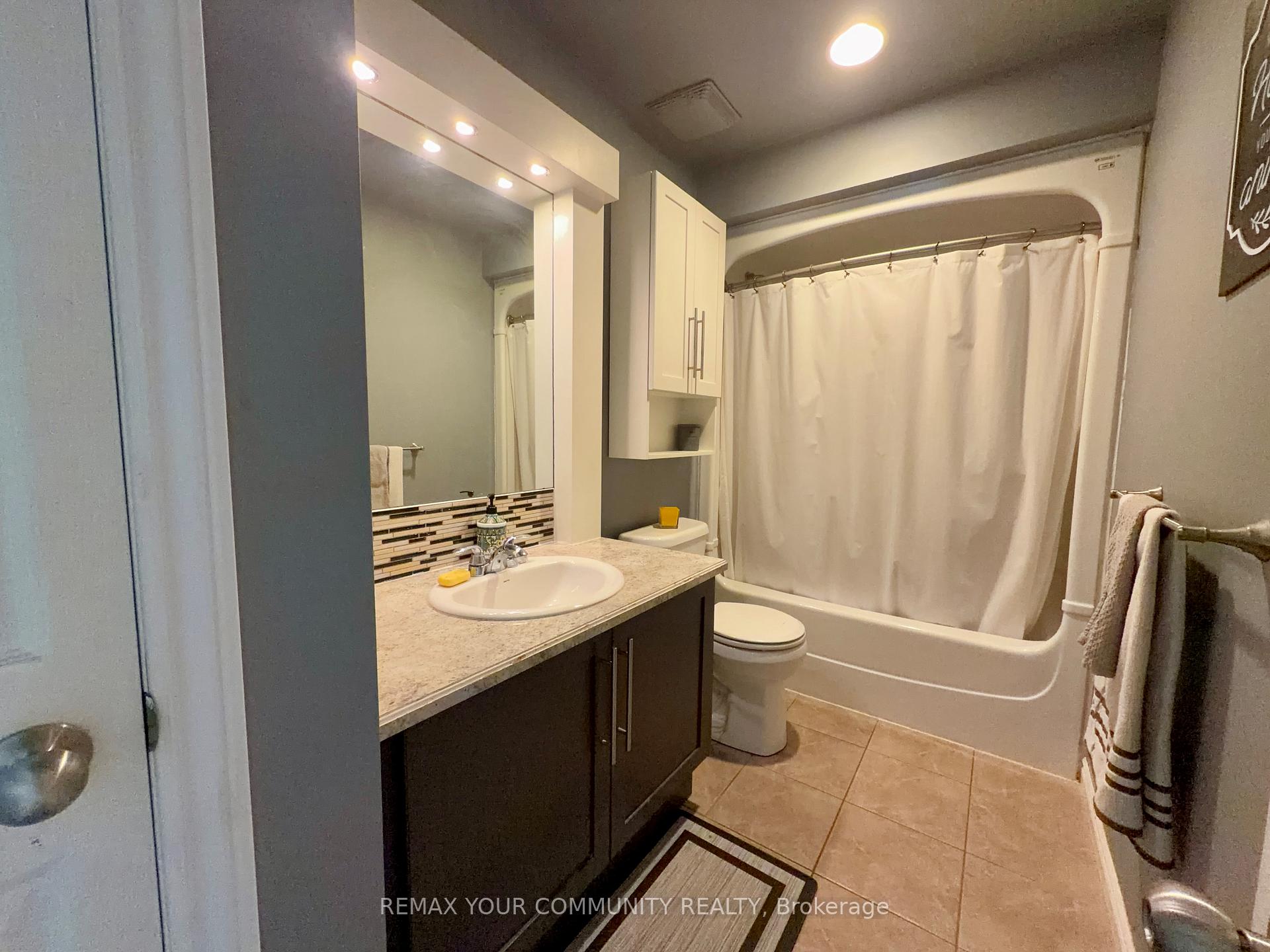 Photo 16 of 86 Oxley Drive, Penetanguishene — HOMEH