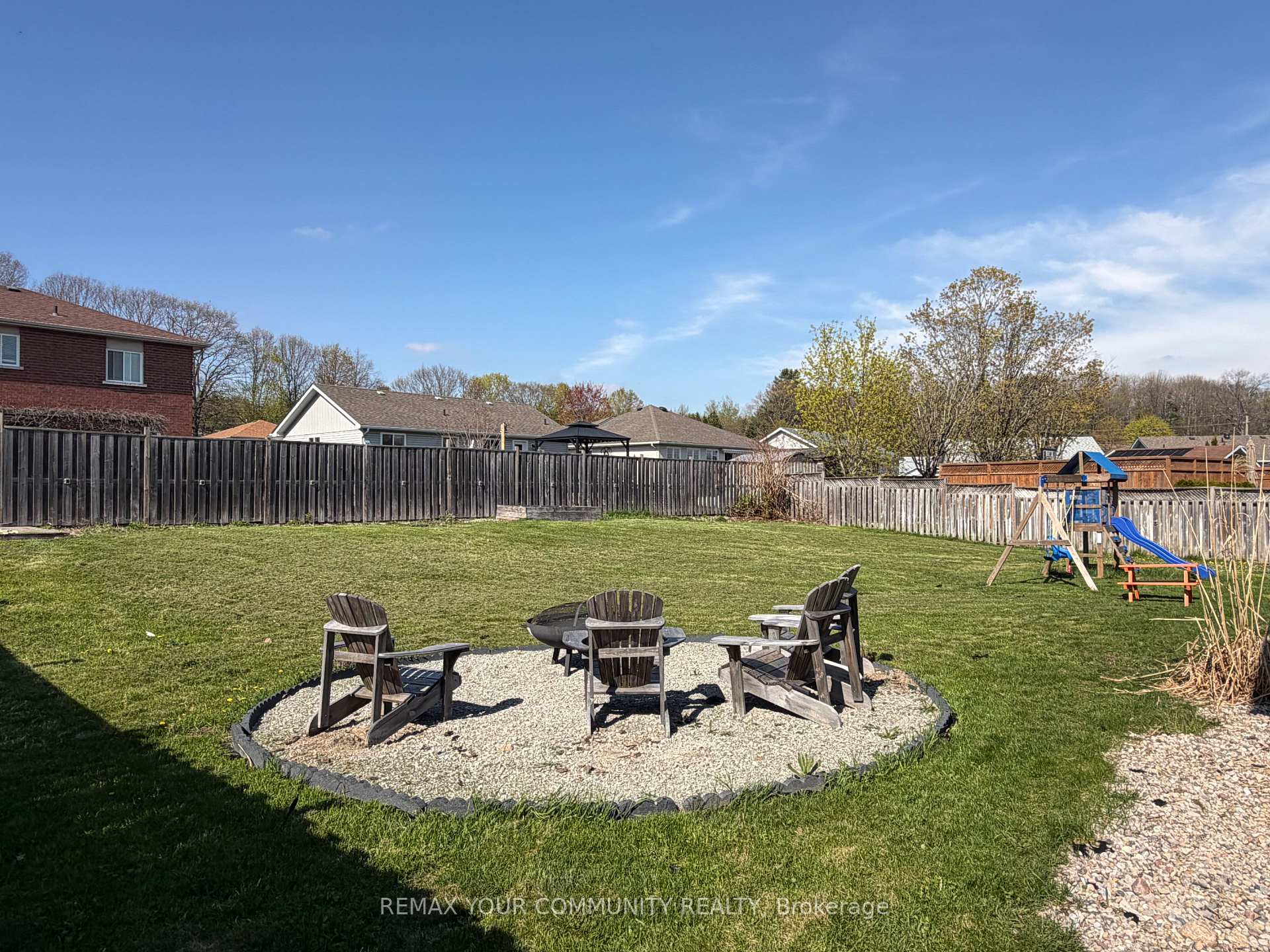 Photo 29 of 86 Oxley Drive, Penetanguishene — HOMEH