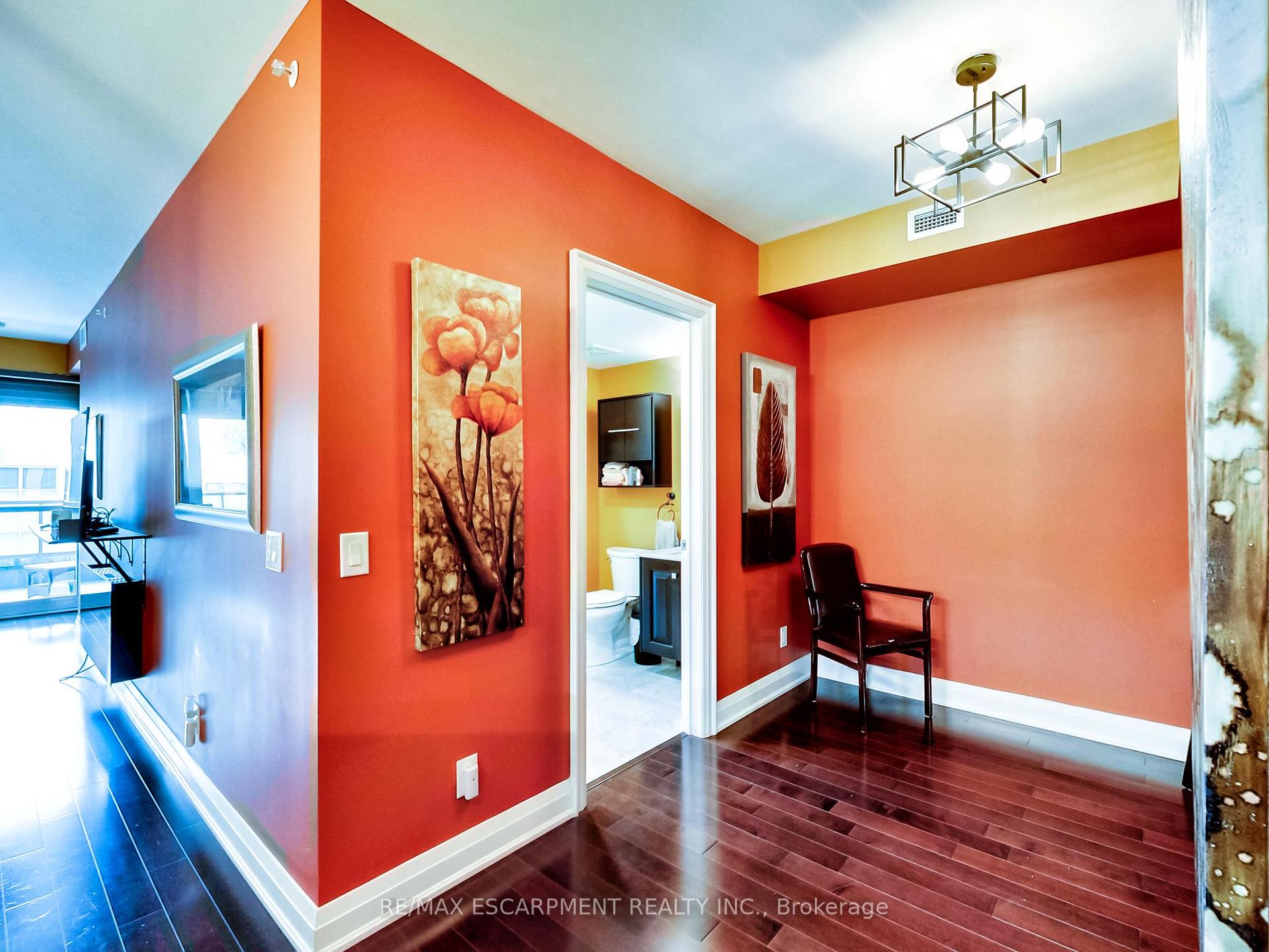 Photo 11 of Unit 306, 11 Bronte Road, Oakville, Bronte — HOMEH