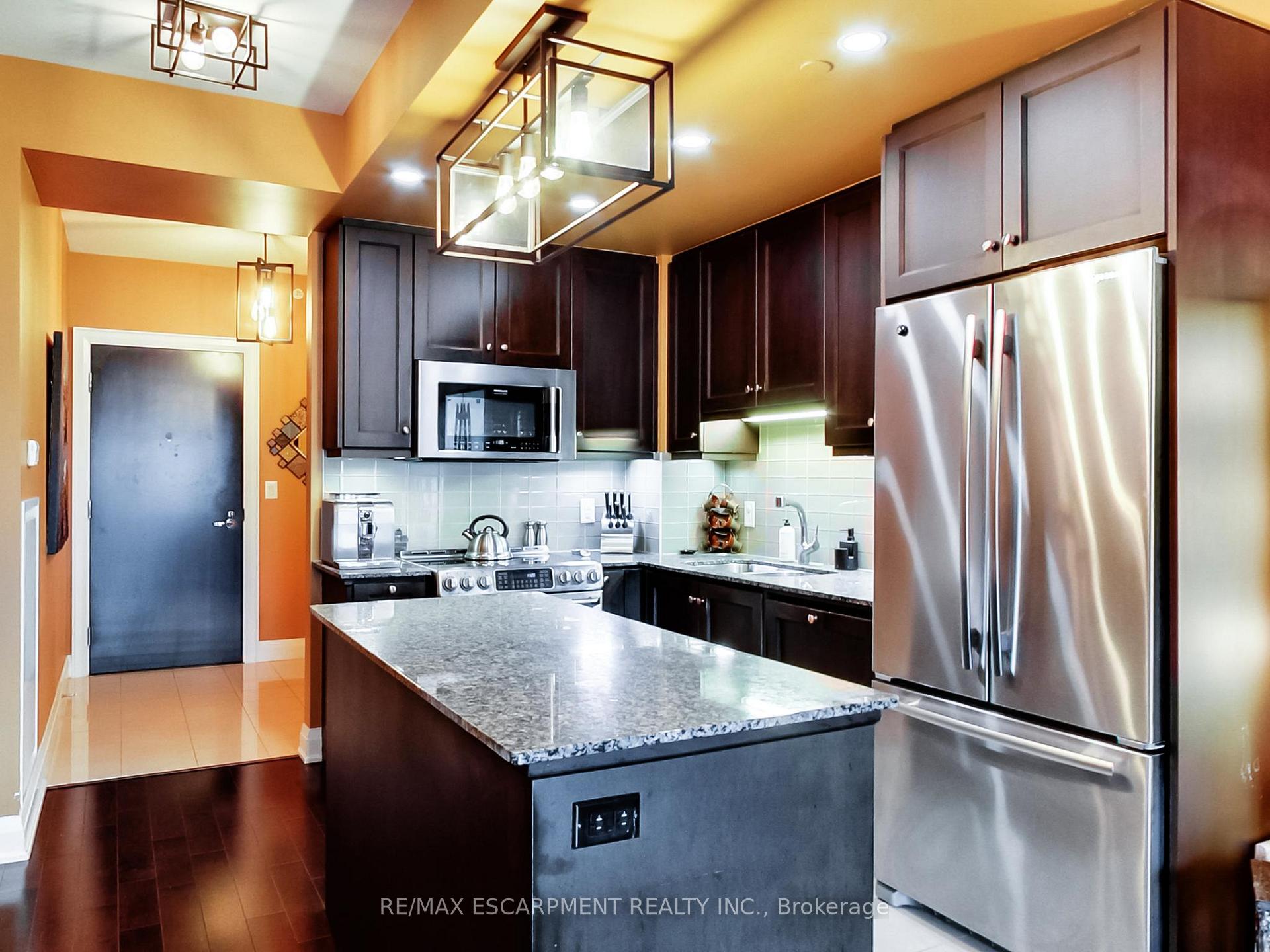 Photo 17 of Unit 306, 11 Bronte Road, Oakville, Bronte — HOMEH