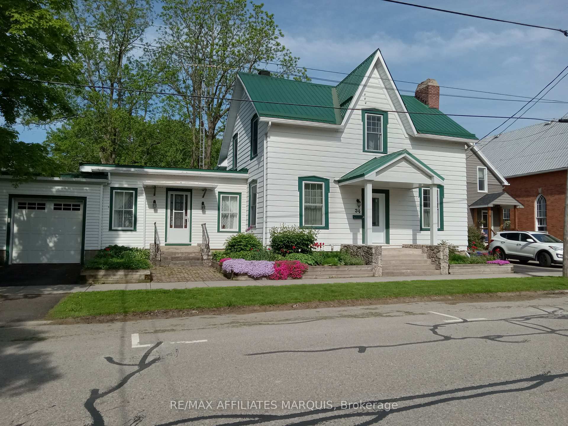 Front of 34 Church Street