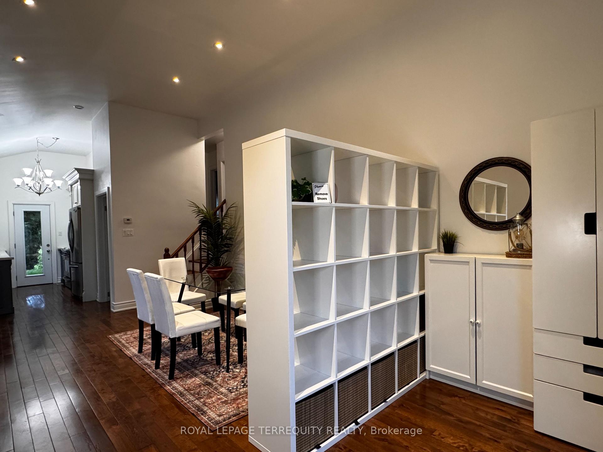 Photo 4 of 154 Sedgemount Drive, Scarborough, Woburn — HOMEH