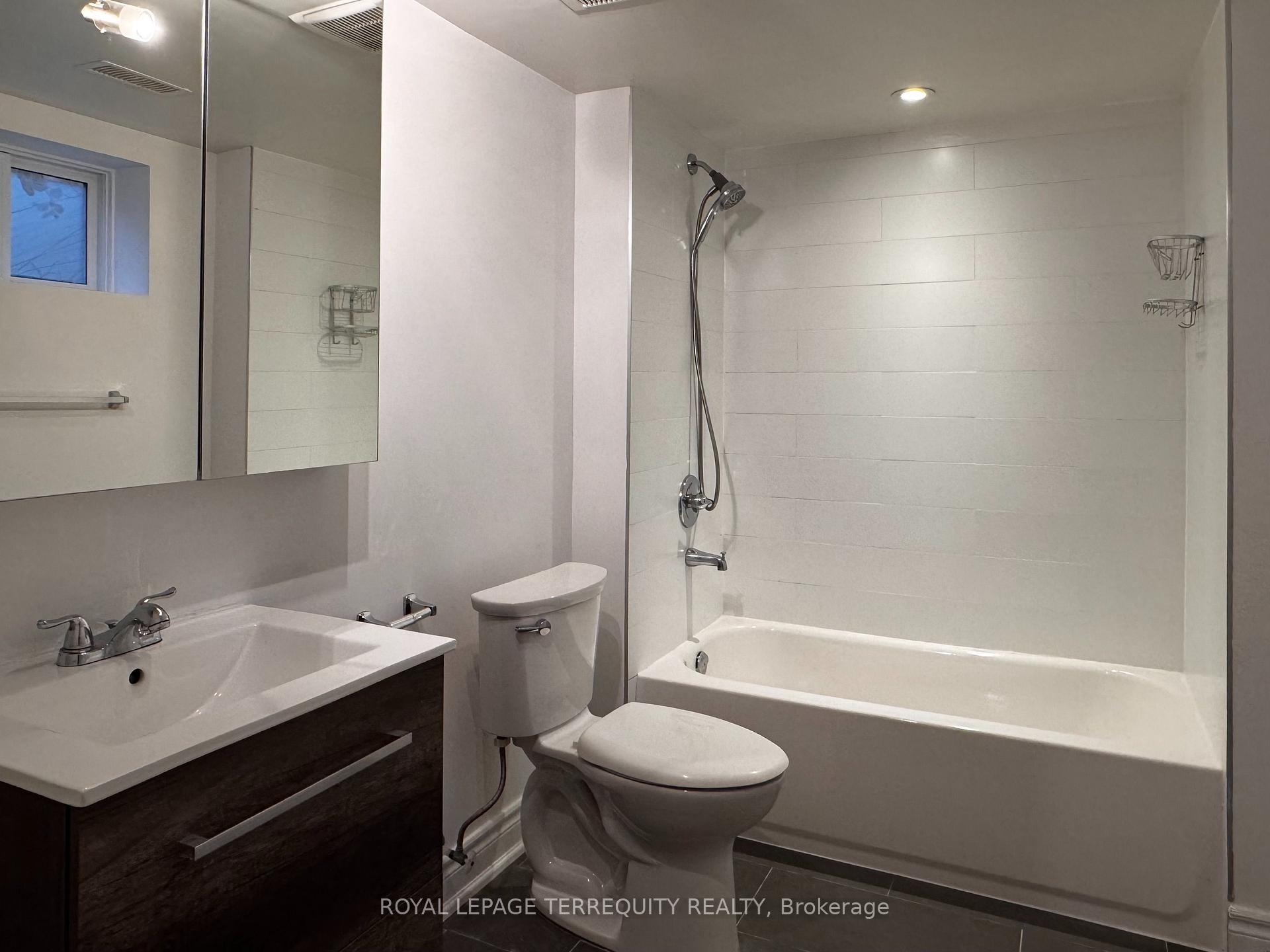 Photo 21 of 154 Sedgemount Drive, Scarborough, Woburn — HOMEH