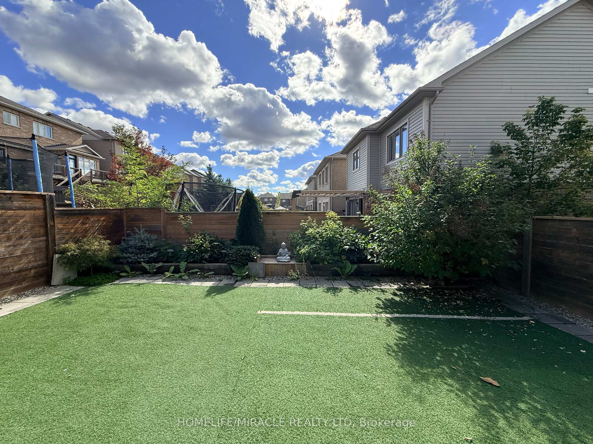 Photo 8 of 55 Treetops Boulevard, New Tecumseth, Alliston — HOMEH