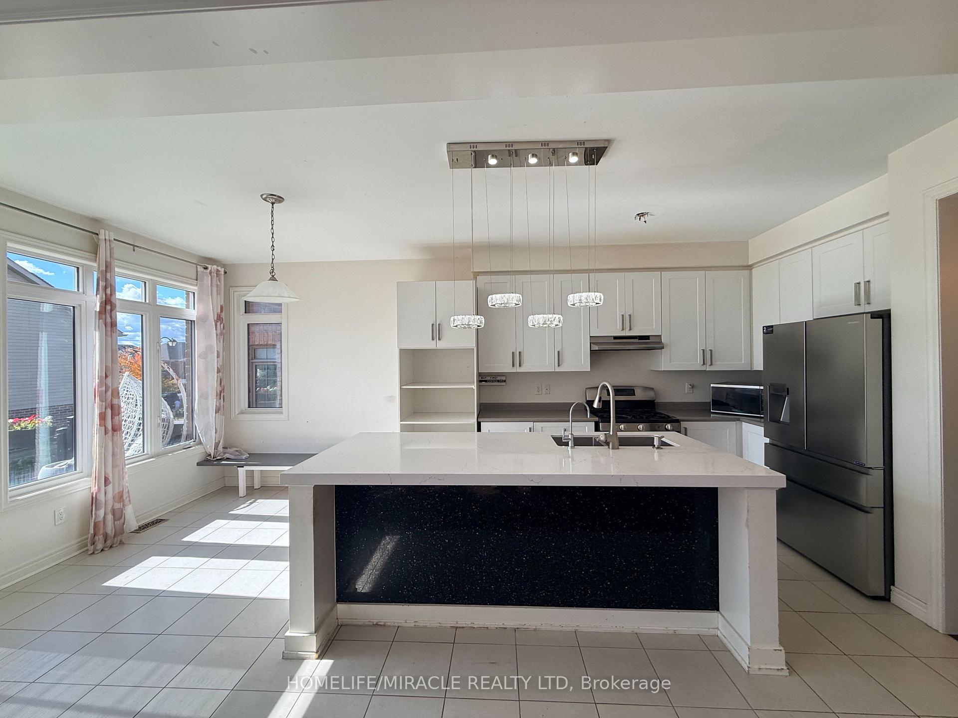 Photo 17 of 55 Treetops Boulevard, New Tecumseth, Alliston — HOMEH