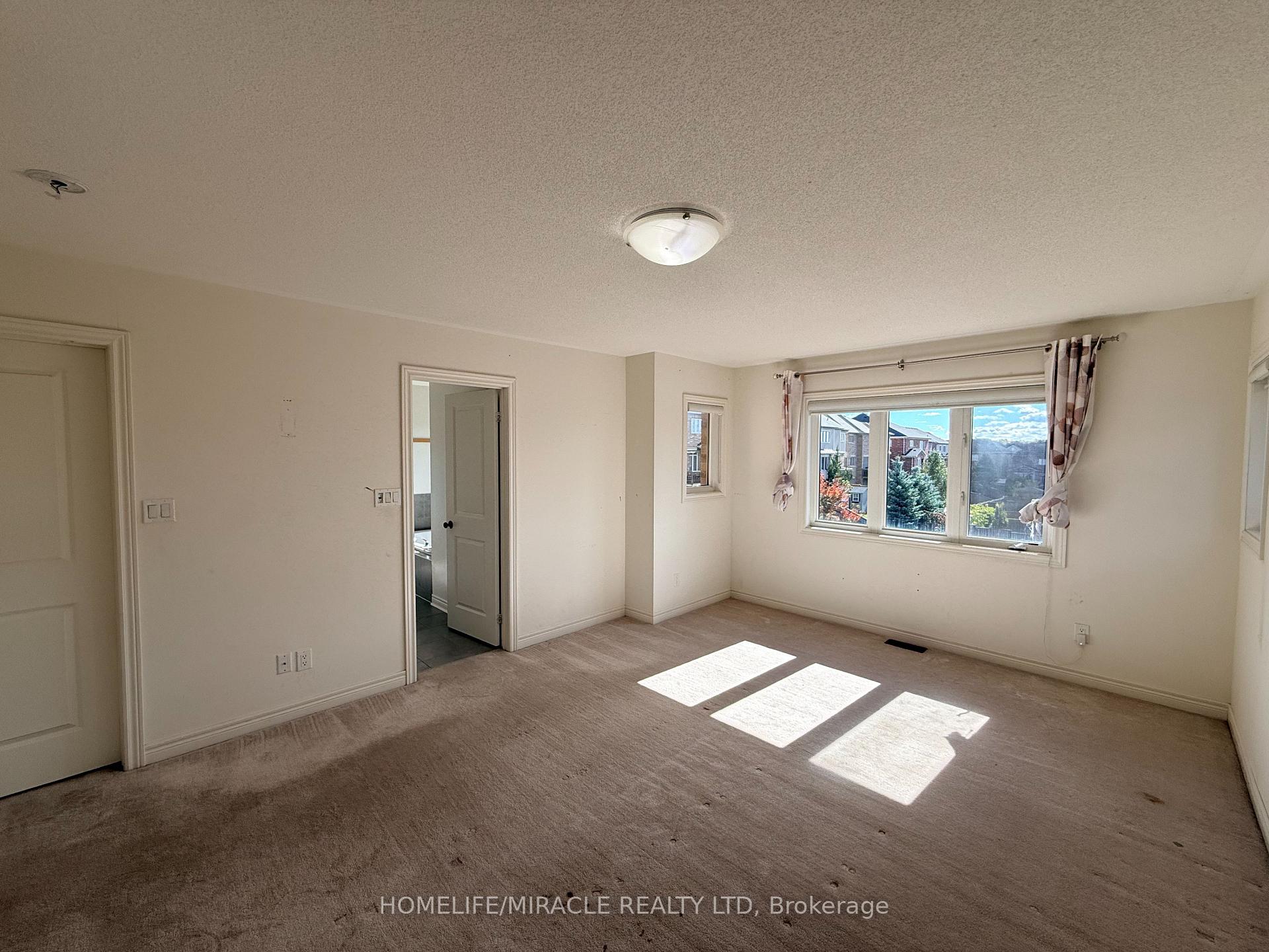 Photo 23 of 55 Treetops Boulevard, New Tecumseth, Alliston — HOMEH