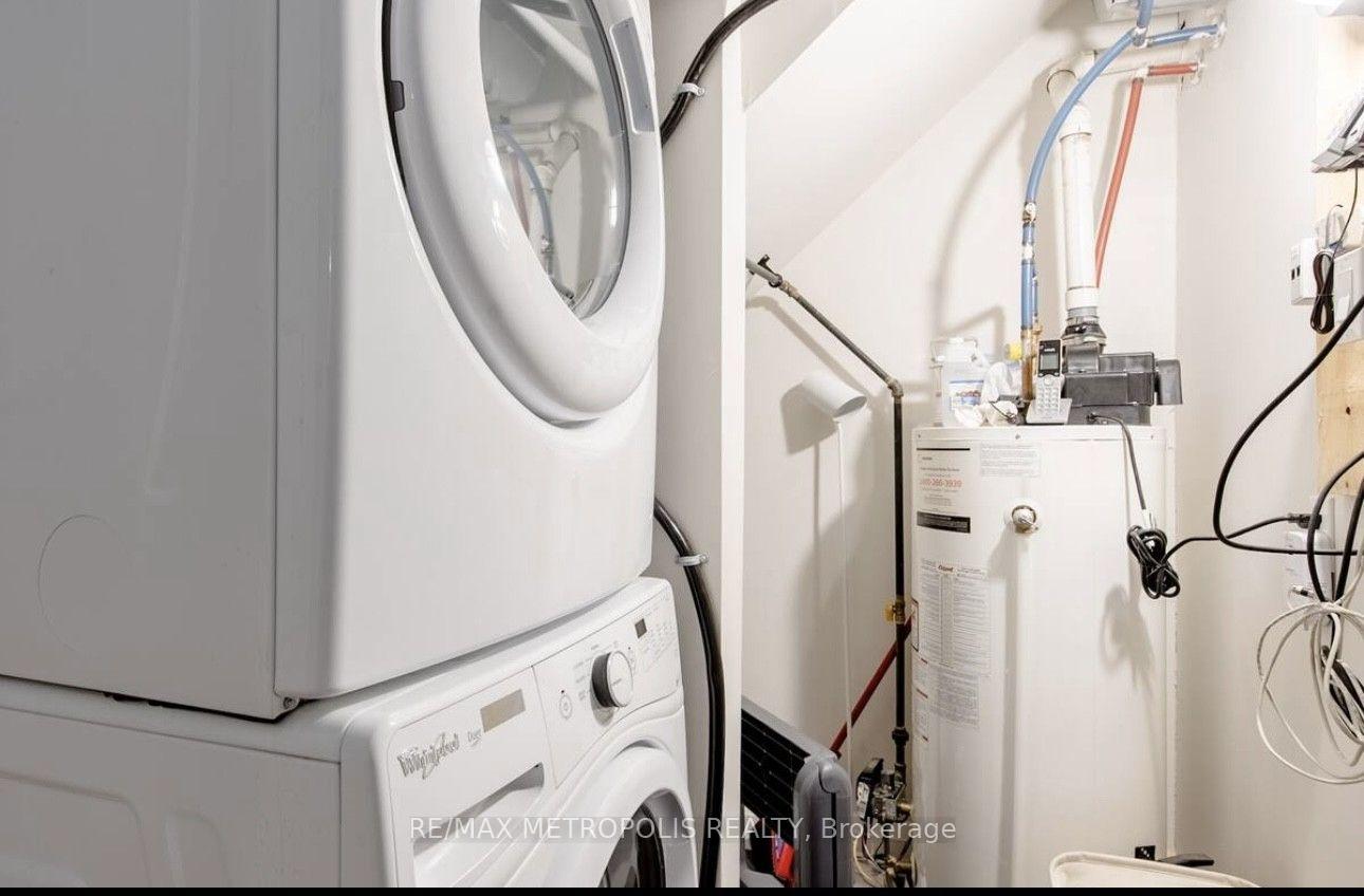 Photo 8 of Unit Main Floor, 72 Grace Street, Toronto, Trinity-Bellwoods — HOMEH