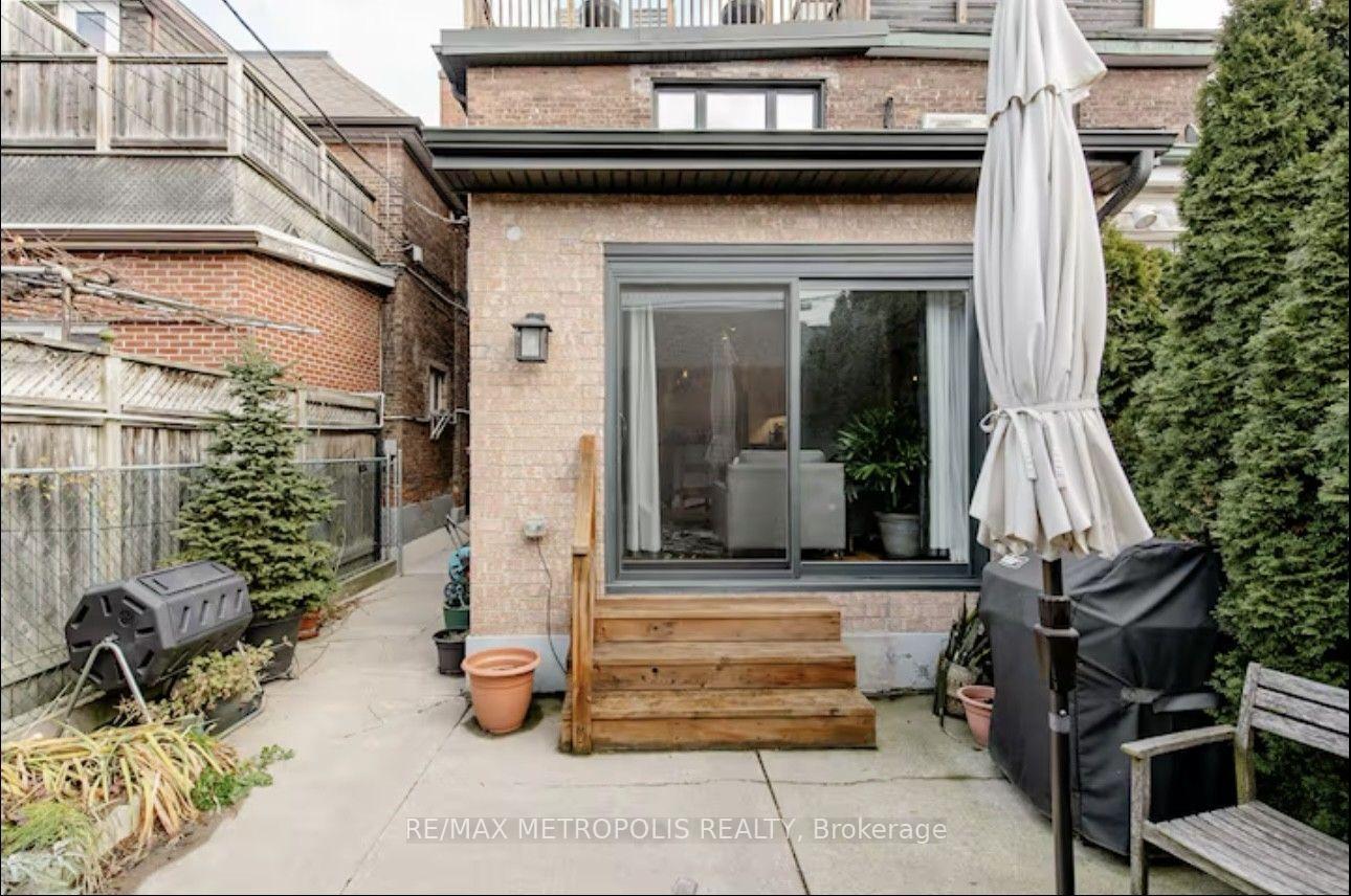 Photo 9 of Unit Main Floor, 72 Grace Street, Toronto, Trinity-Bellwoods — HOMEH