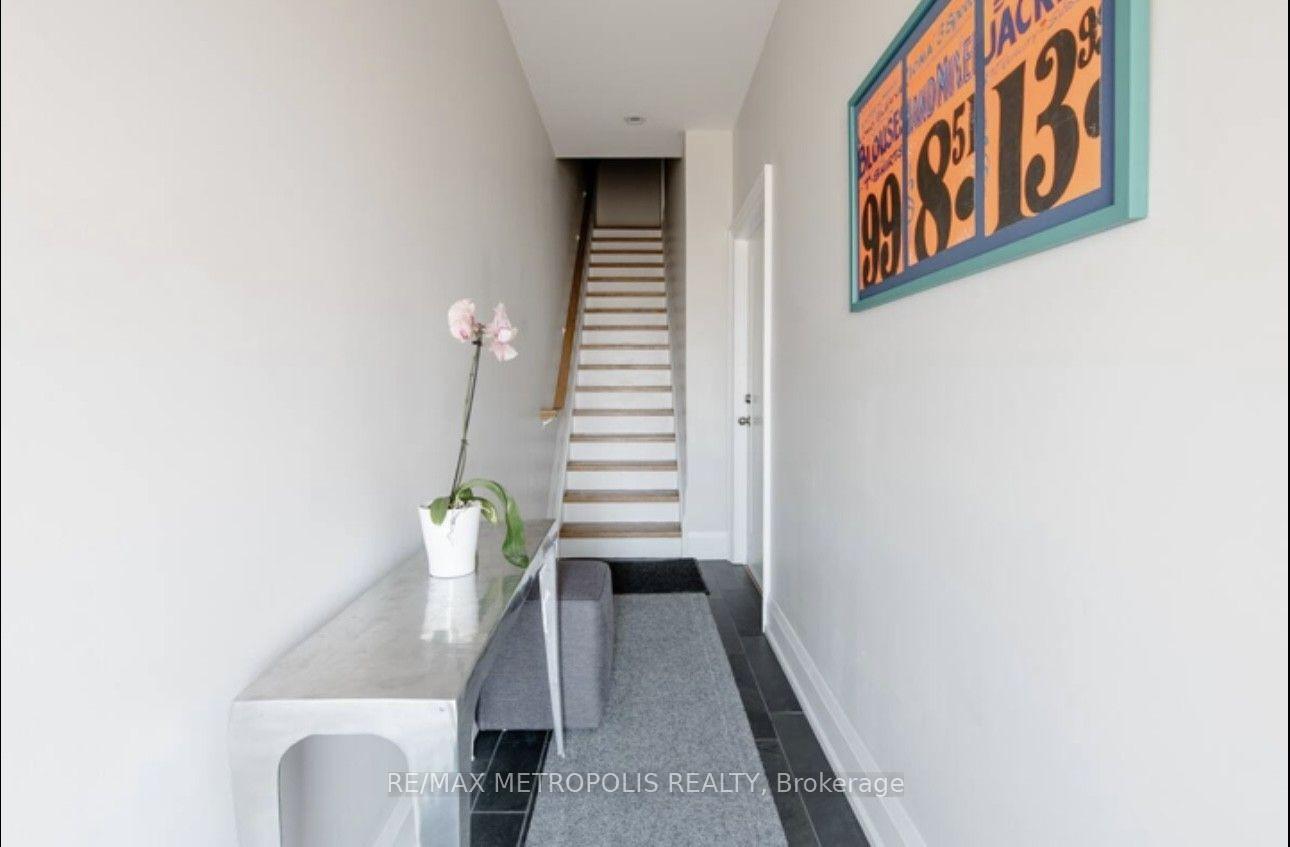 Photo 14 of Unit Main Floor, 72 Grace Street, Toronto, Trinity-Bellwoods — HOMEH