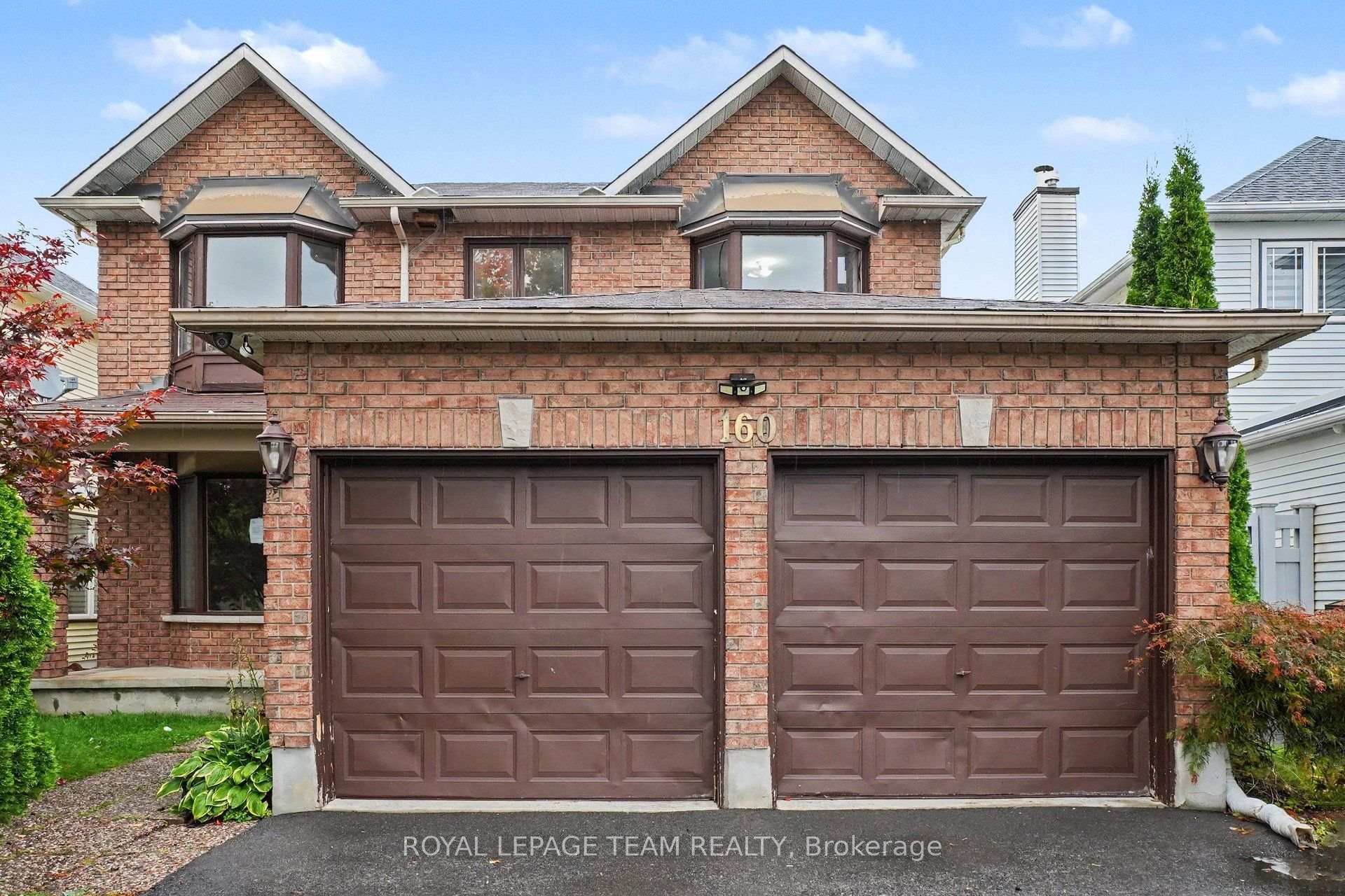 Photo 1 of 160 Sai Crescent, Ottawa, Hunt Club Park — HOMEH