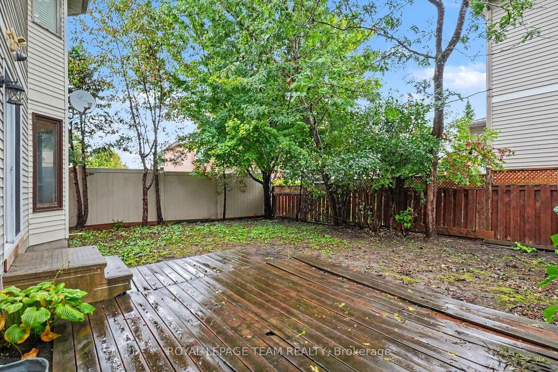 Photo 30 of 160 Sai Crescent, Ottawa, Hunt Club Park — HOMEH