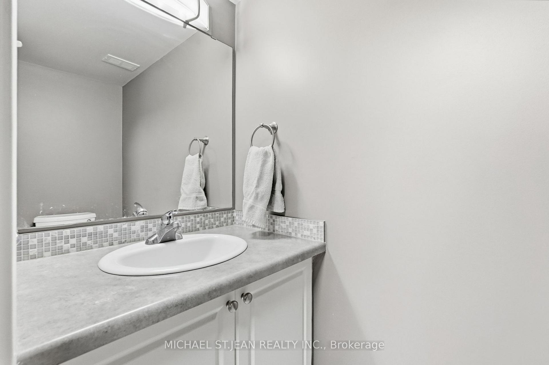 Photo 29 of Unit 705, 301 Frances Avenue, Hamilton, Stoney Creek — HOMEH