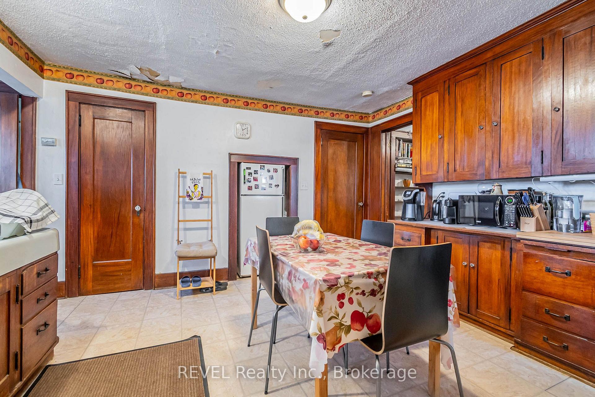 Photo 2 of 185 James Street, St. Catharines, Downtown — HOMEH