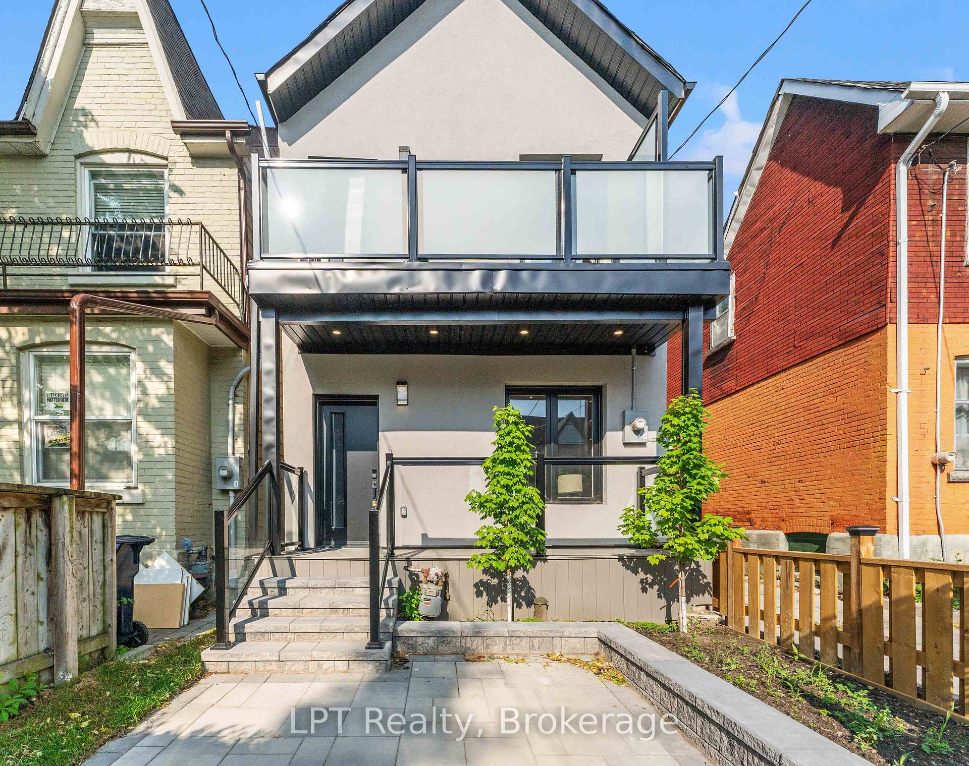 Photo of 204 Franklin Avenue