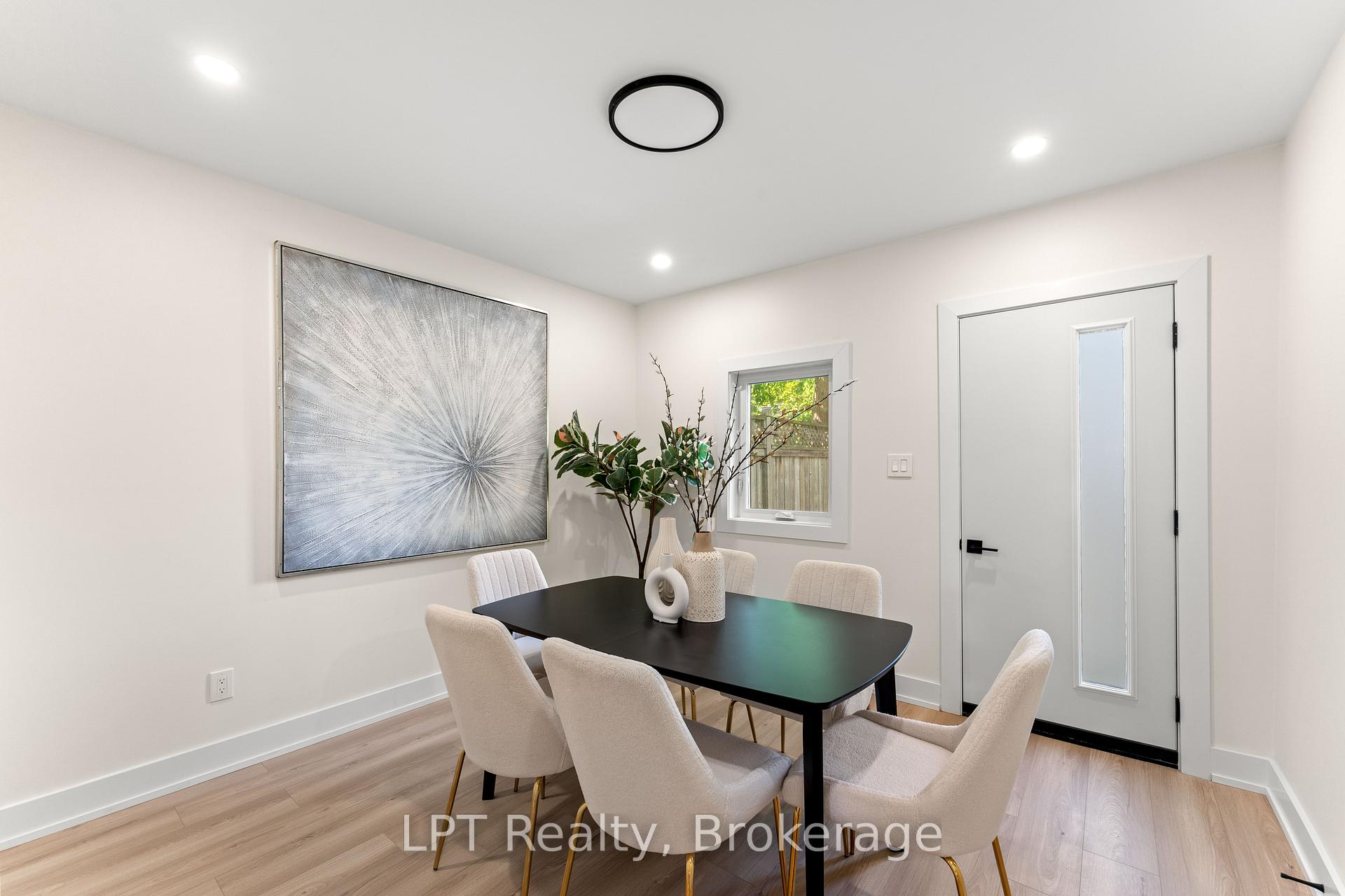 Photo 10 of 204 Franklin Avenue, Toronto, Dovercourt-Wallace Emerson-Junction — HOMEH