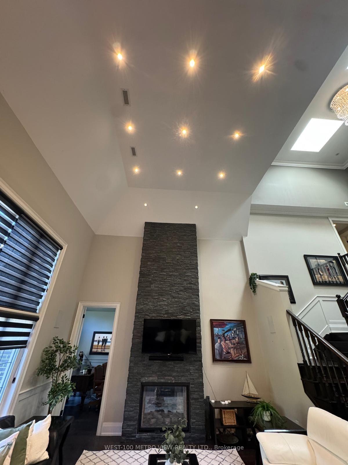 Photo 13 of 3495 Joan Drive, Mississauga, City Centre — HOMEH