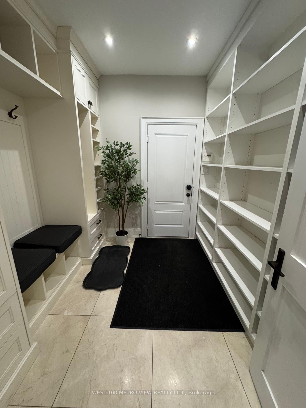 Photo 32 of 3495 Joan Drive, Mississauga, City Centre — HOMEH