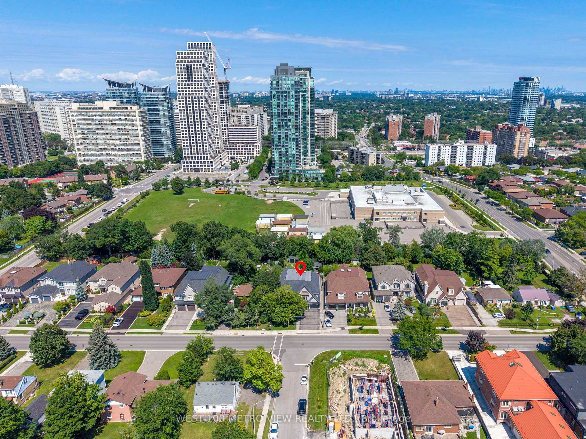 Photo 33 of 3495 Joan Drive, Mississauga, City Centre — HOMEH