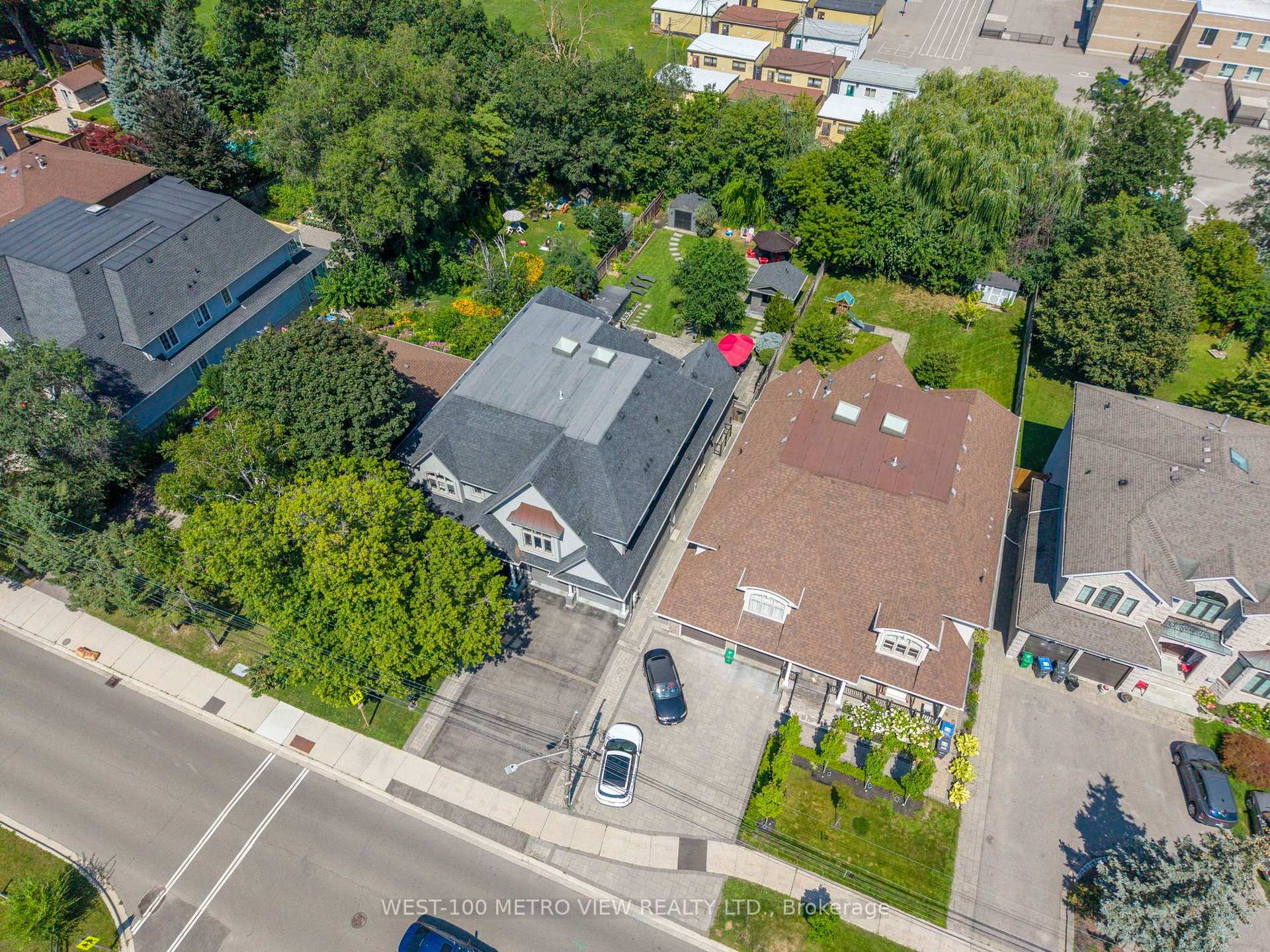 Photo 39 of 3495 Joan Drive, Mississauga, City Centre — HOMEH