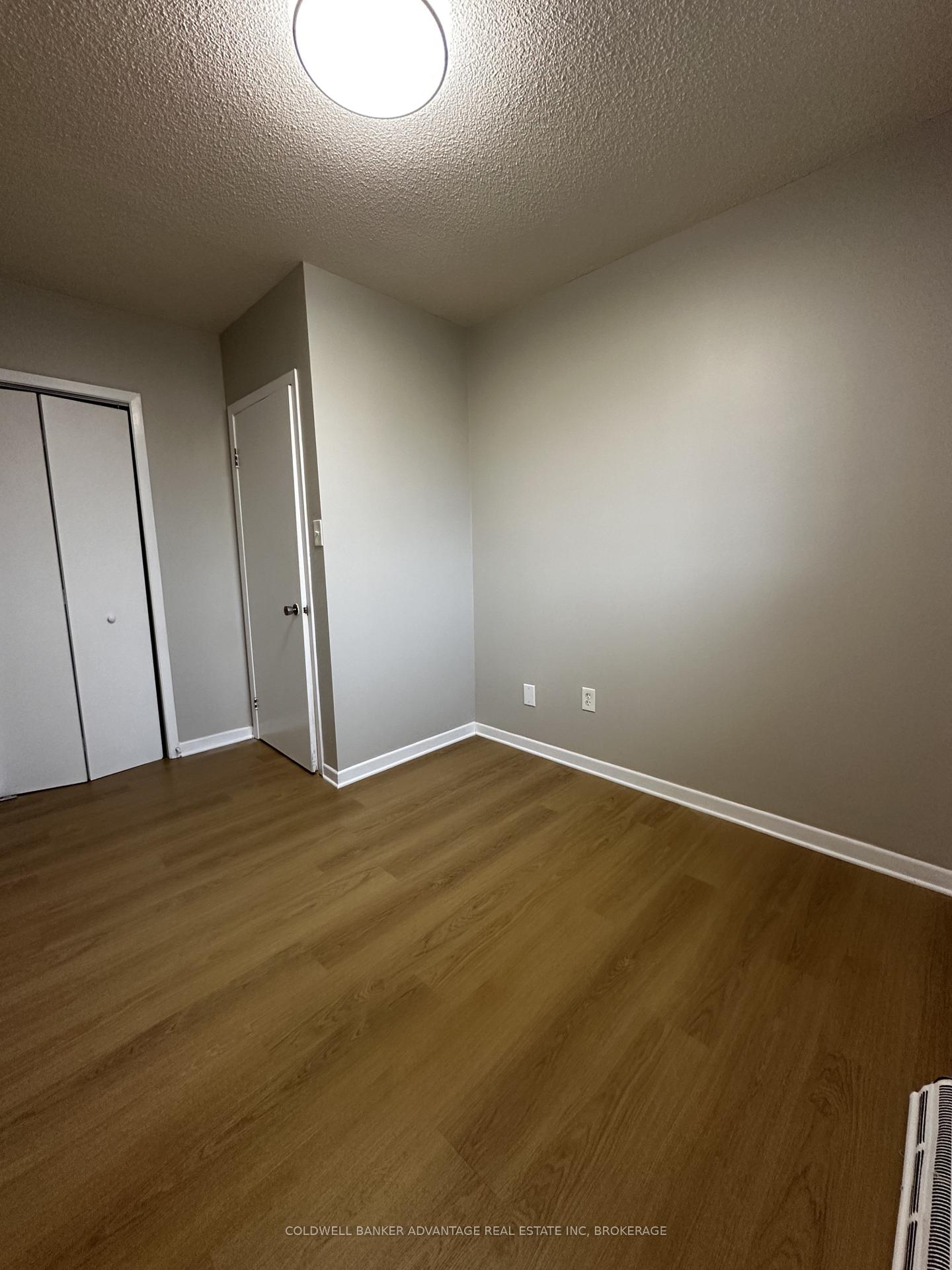 Photo 7 of 23 Fairlawn Crescent, Welland, Prince Charles — HOMEH
