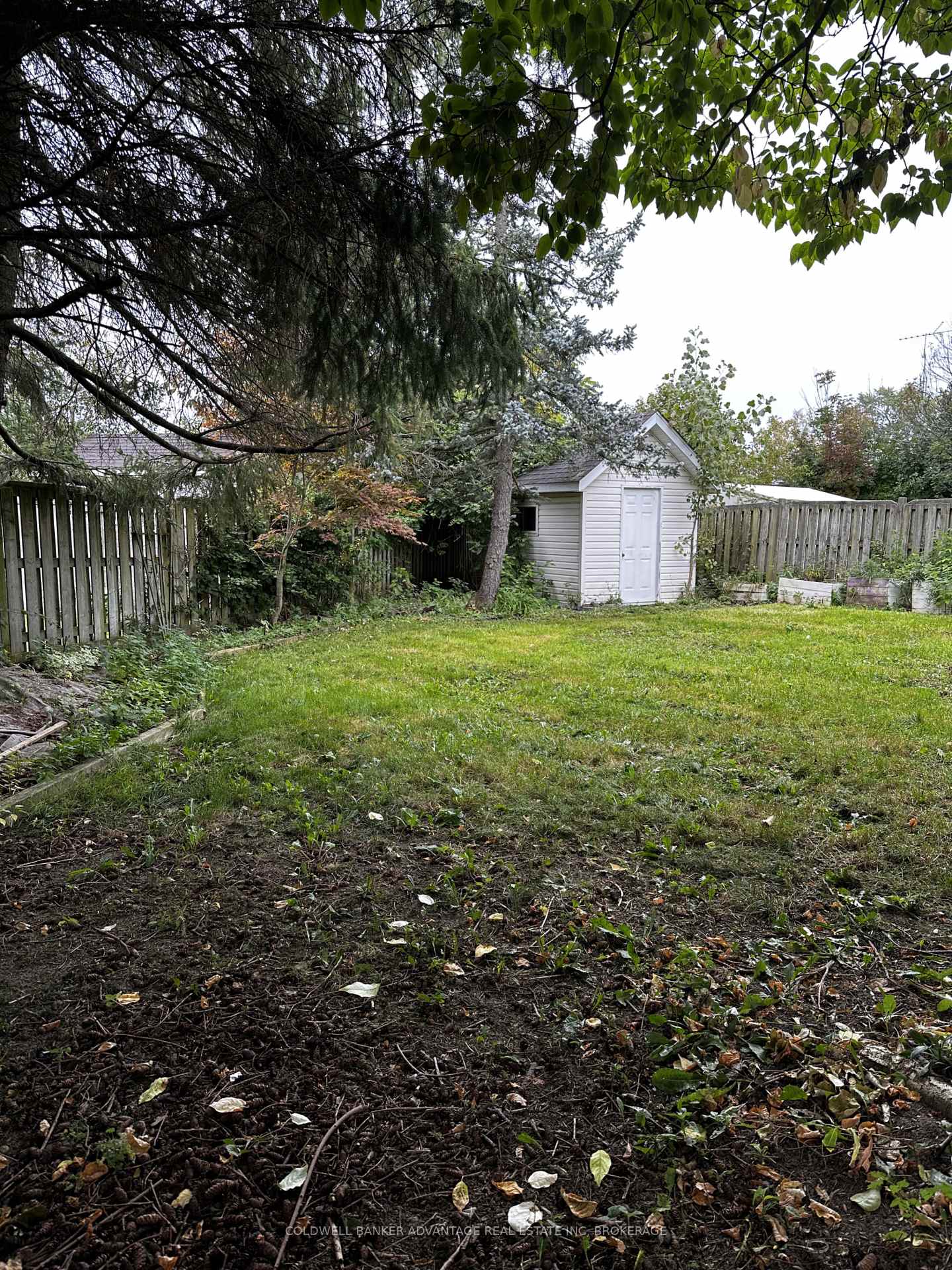 Photo 16 of 23 Fairlawn Crescent, Welland, Prince Charles — HOMEH