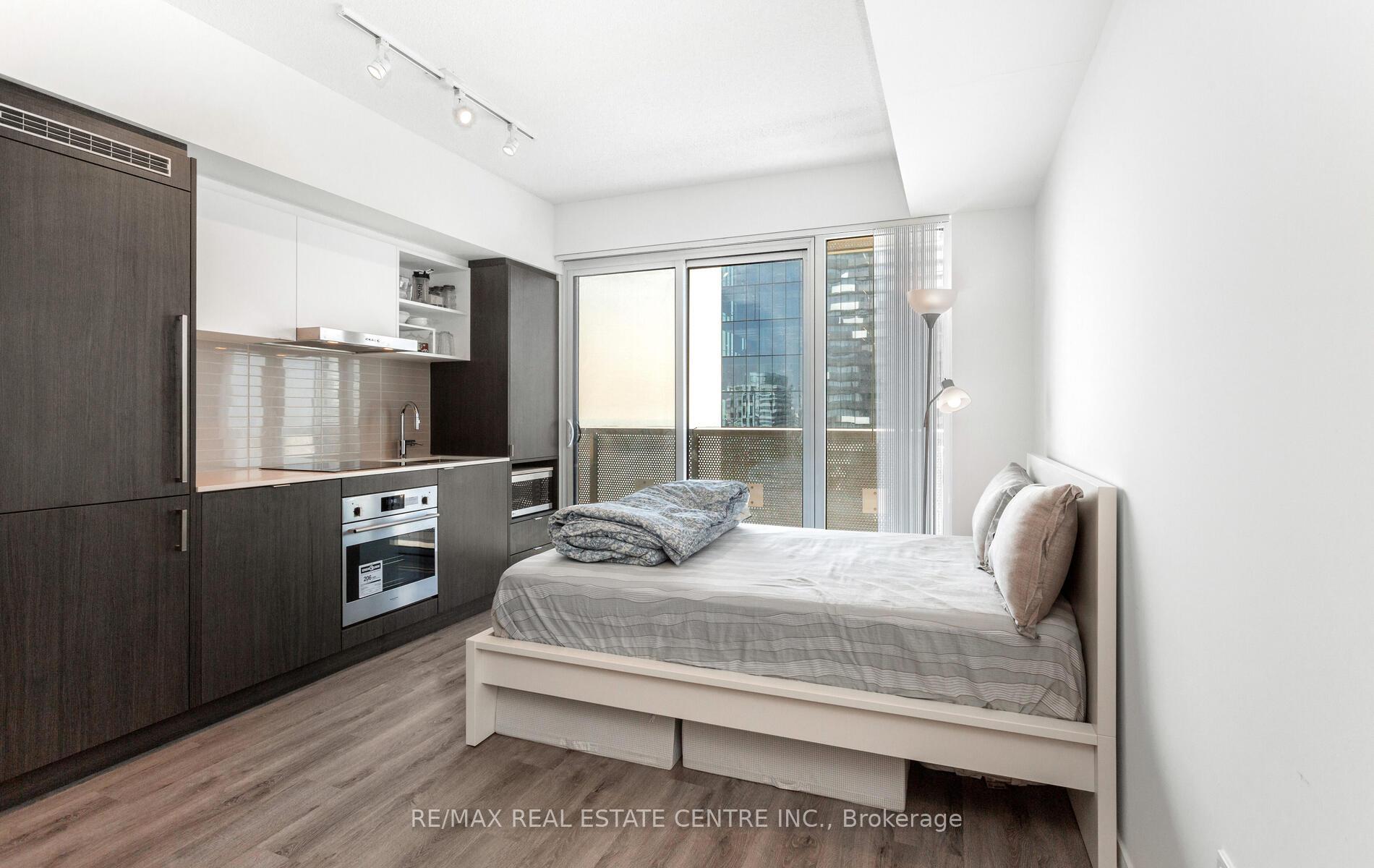 Photo 7 of Unit 3110, 138 Downes Street, Toronto, Waterfront Communities — HOMEH