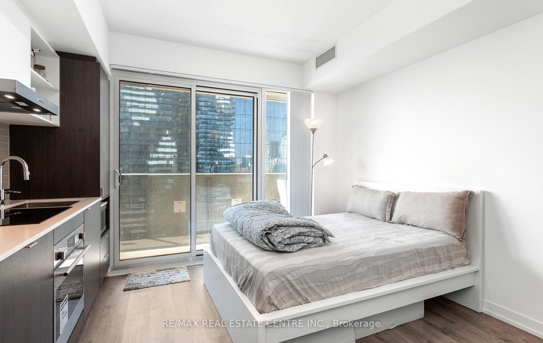 Photo 8 of Unit 3110, 138 Downes Street, Toronto, Waterfront Communities — HOMEH