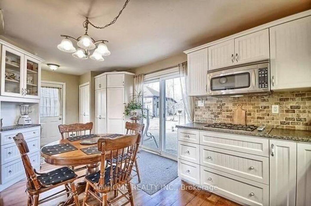 Photo 7 of Unit 1, 19 Shoreline Place, Georgina, Keswick North — HOMEH