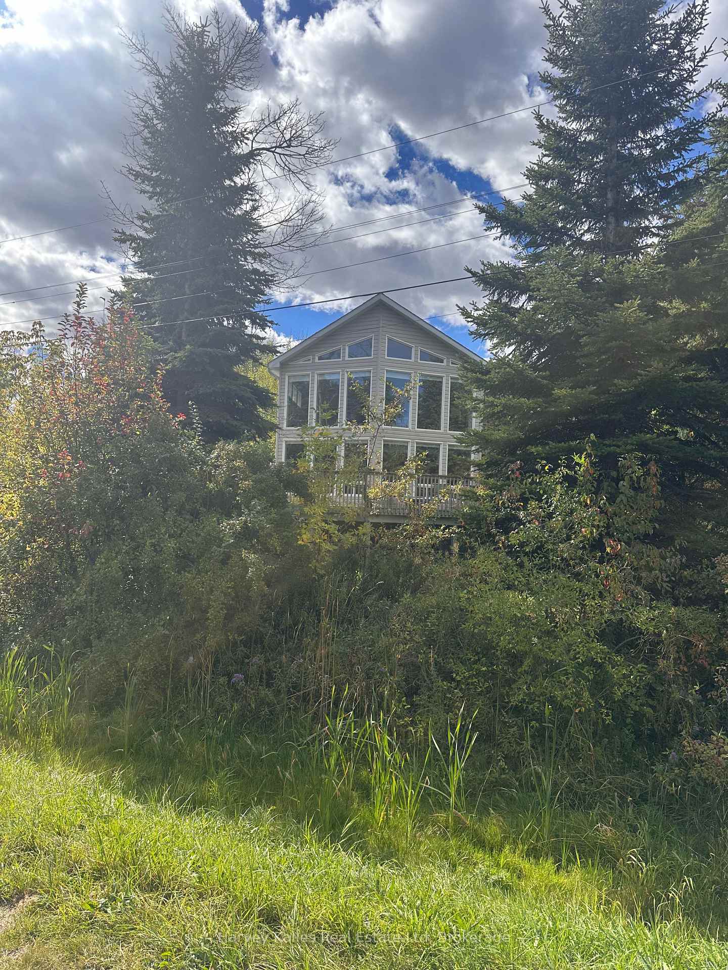 Photo of 61 Constance Blvd. N