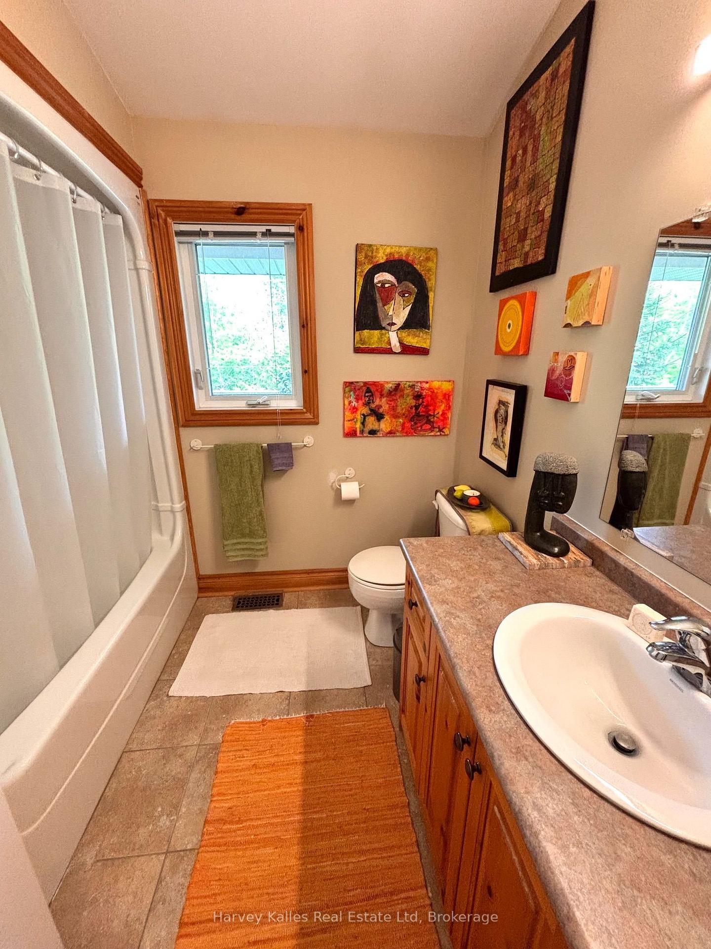 Photo 10 of 61 Constance Blvd. N, Wasaga Beach — HOMEH