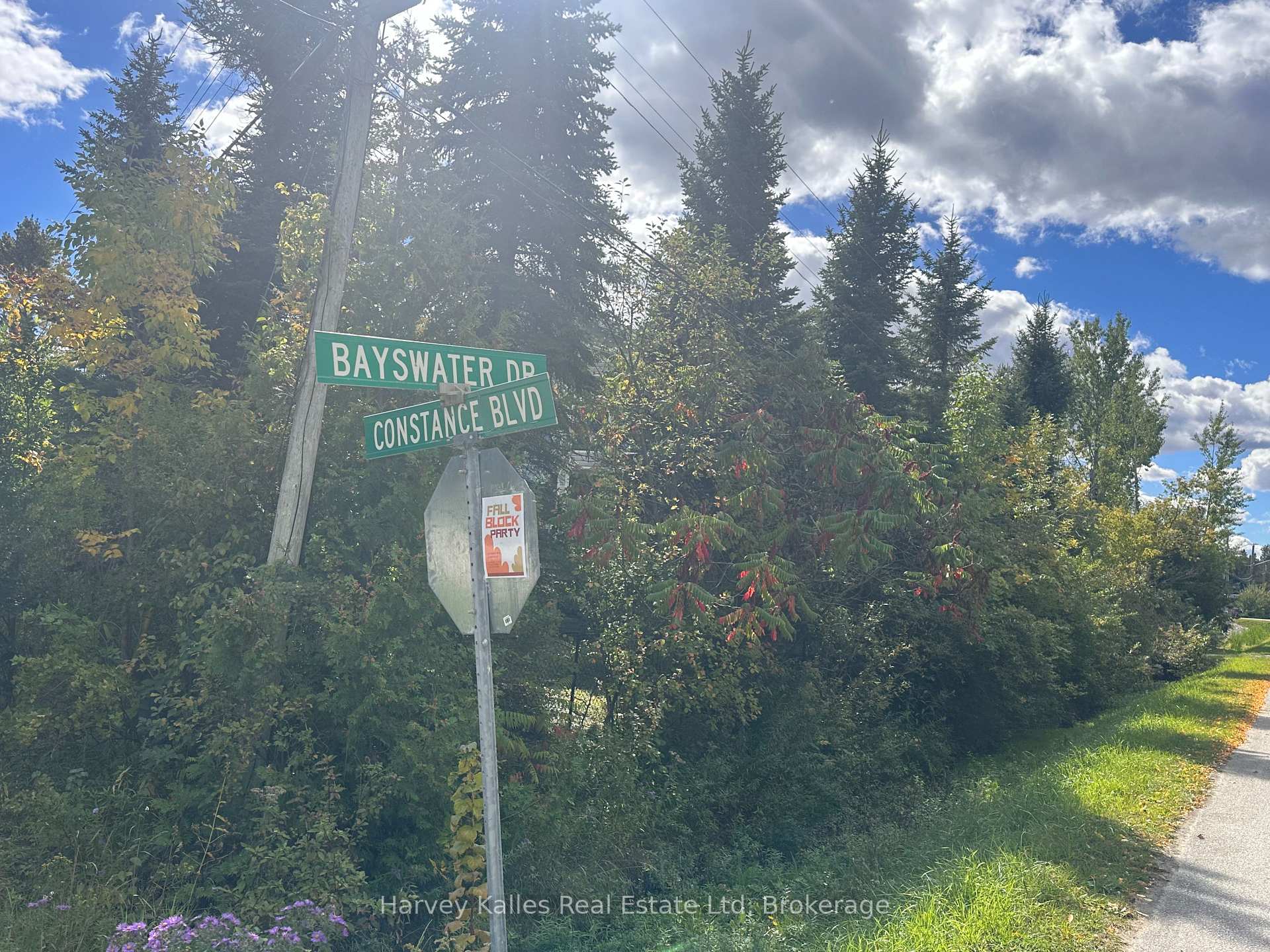Photo 24 of 61 Constance Blvd. N, Wasaga Beach — HOMEH