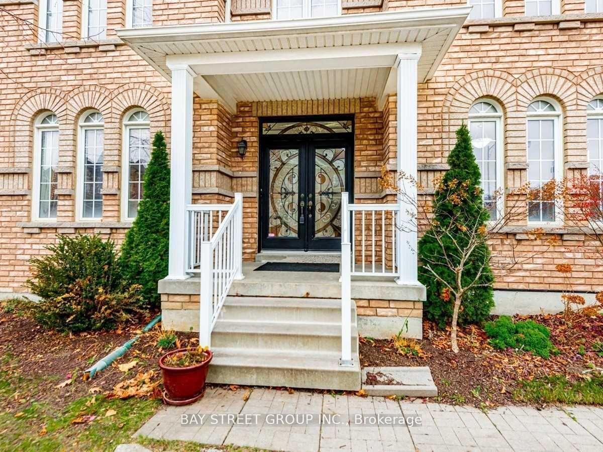 Photo 2 of 80 Geddington Crescent, Markham, Box Grove — HOMEH
