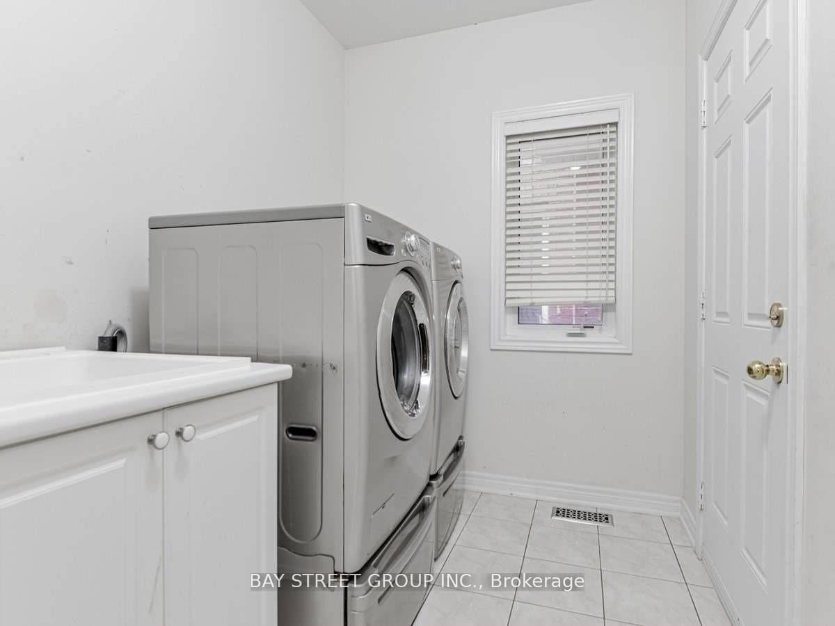 Photo 15 of 80 Geddington Crescent, Markham, Box Grove — HOMEH