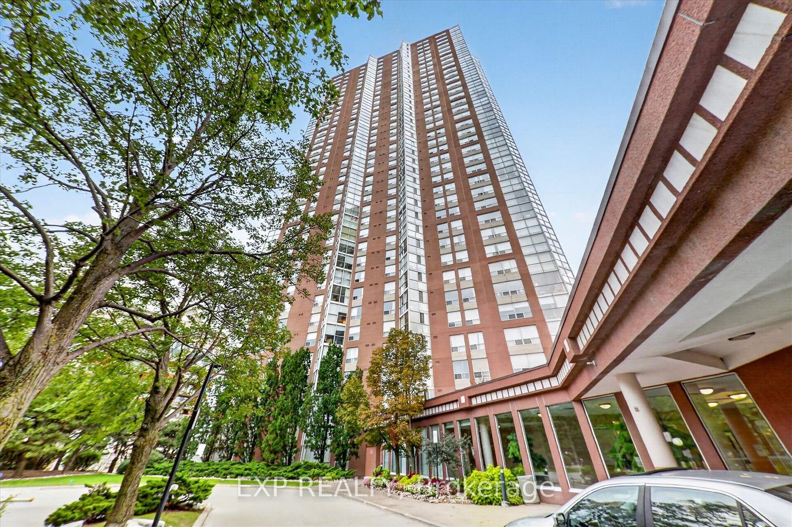Photo 3 of Unit 2204, 7 Concorde Place, North York, Banbury-Don Mills — HOMEH
