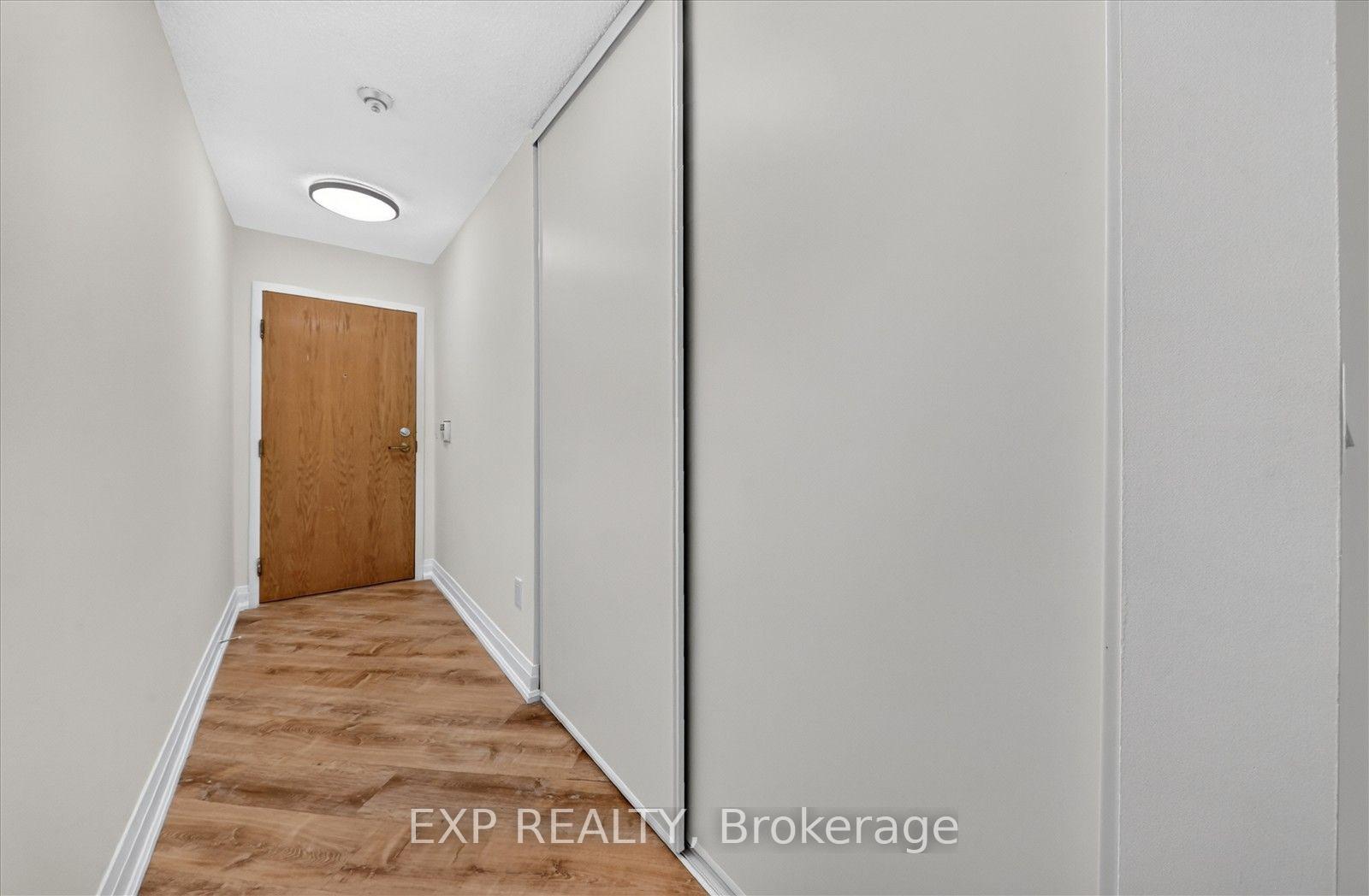 Photo 8 of Unit 2204, 7 Concorde Place, North York, Banbury-Don Mills — HOMEH