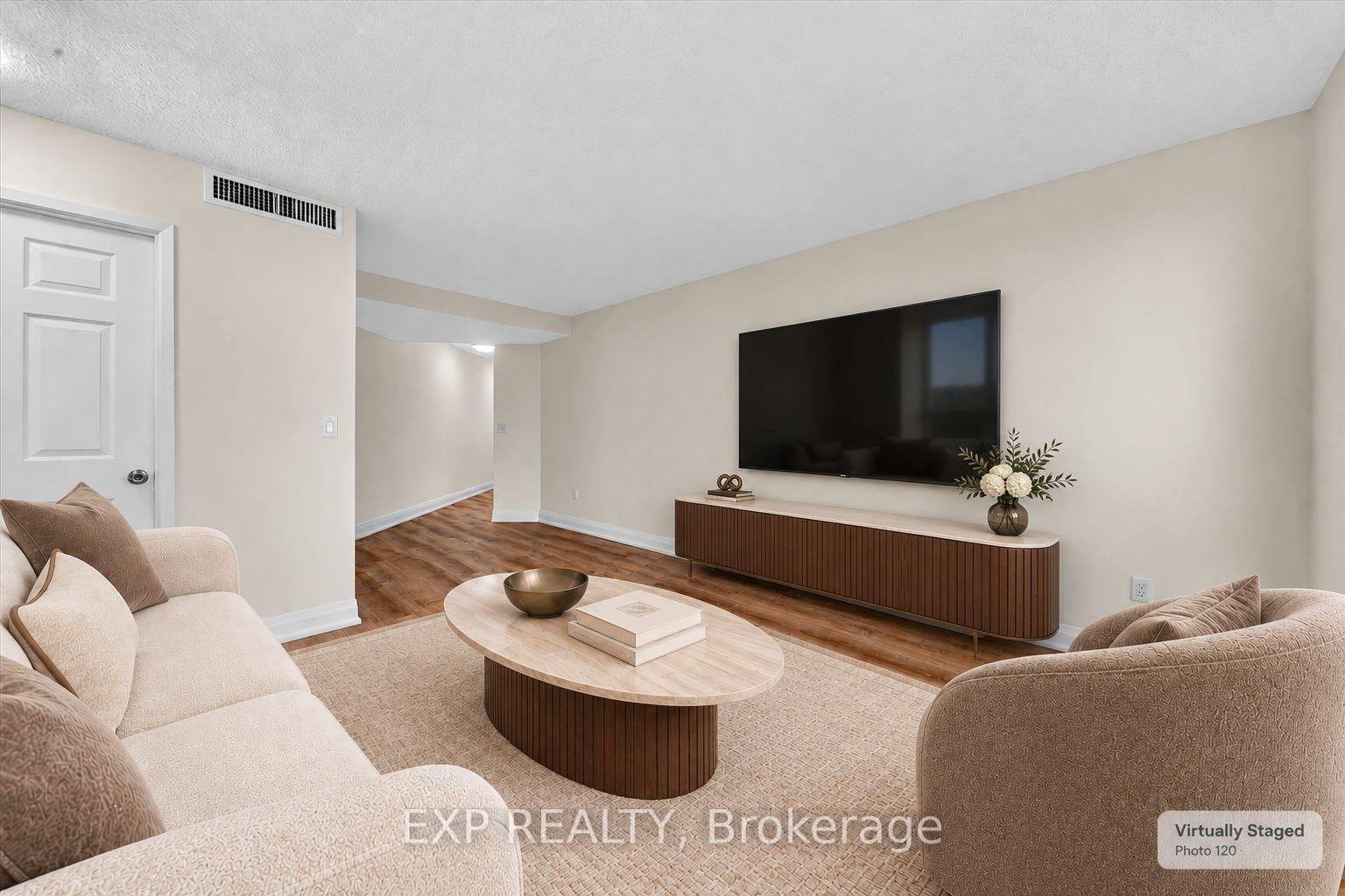 Photo 13 of Unit 2204, 7 Concorde Place, North York, Banbury-Don Mills — HOMEH