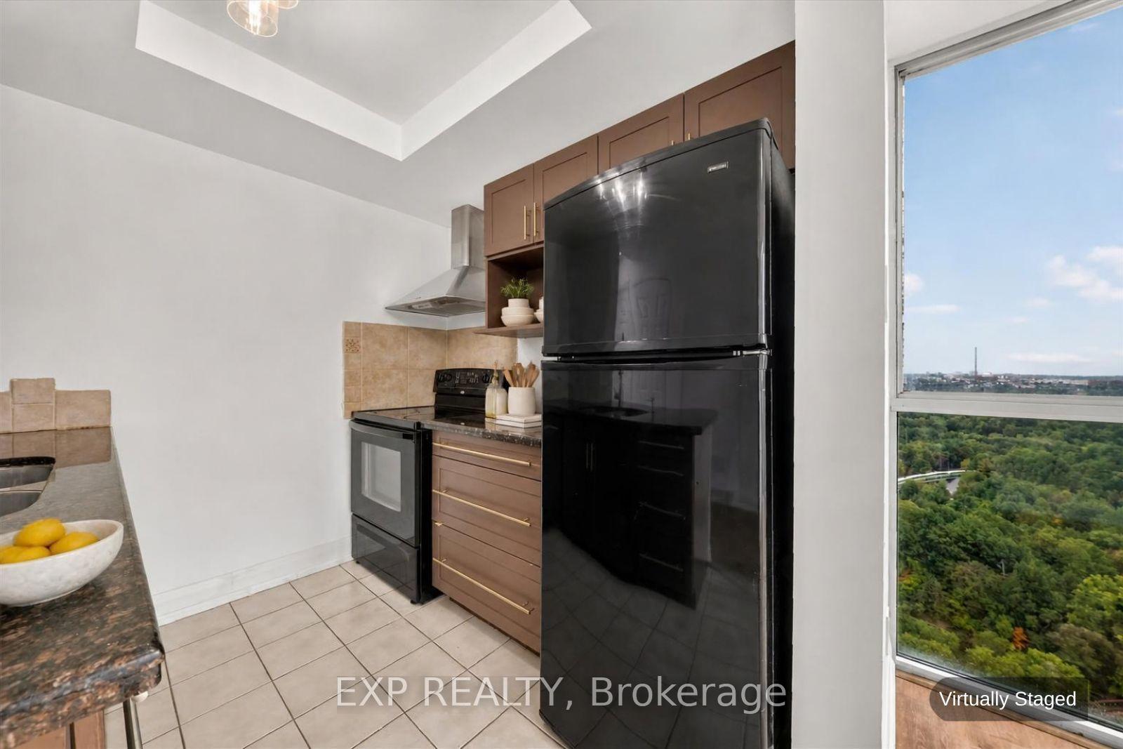 Photo 21 of Unit 2204, 7 Concorde Place, North York, Banbury-Don Mills — HOMEH