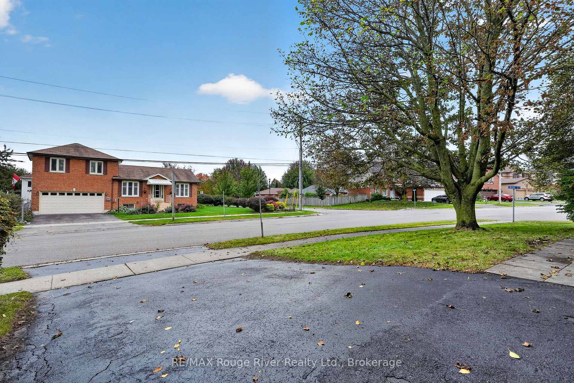 Photo 4 of 830 Ewing Court, Cobourg — HOMEH