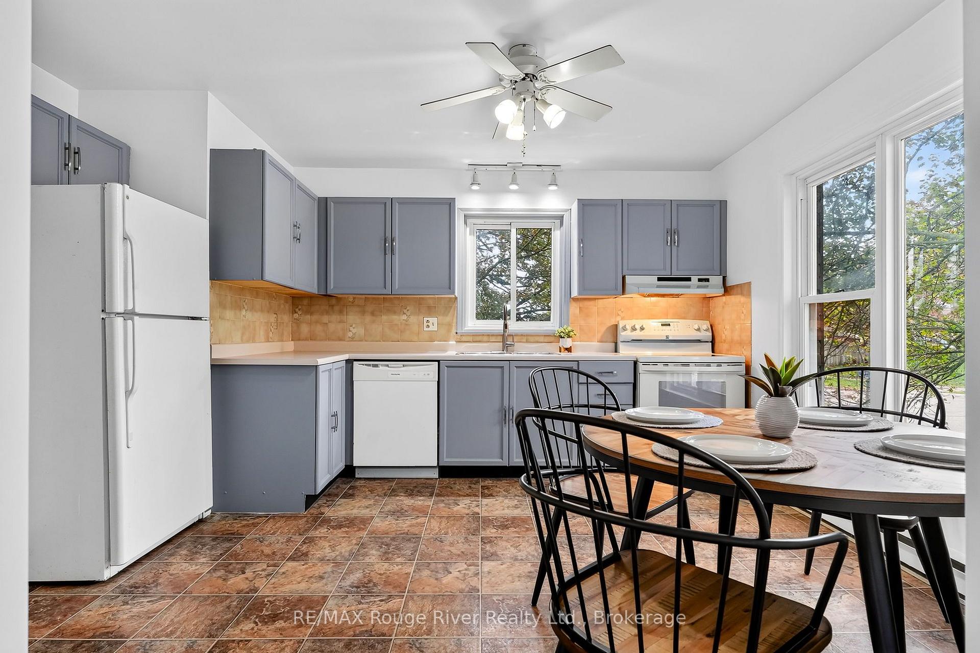 Photo 14 of 830 Ewing Court, Cobourg — HOMEH