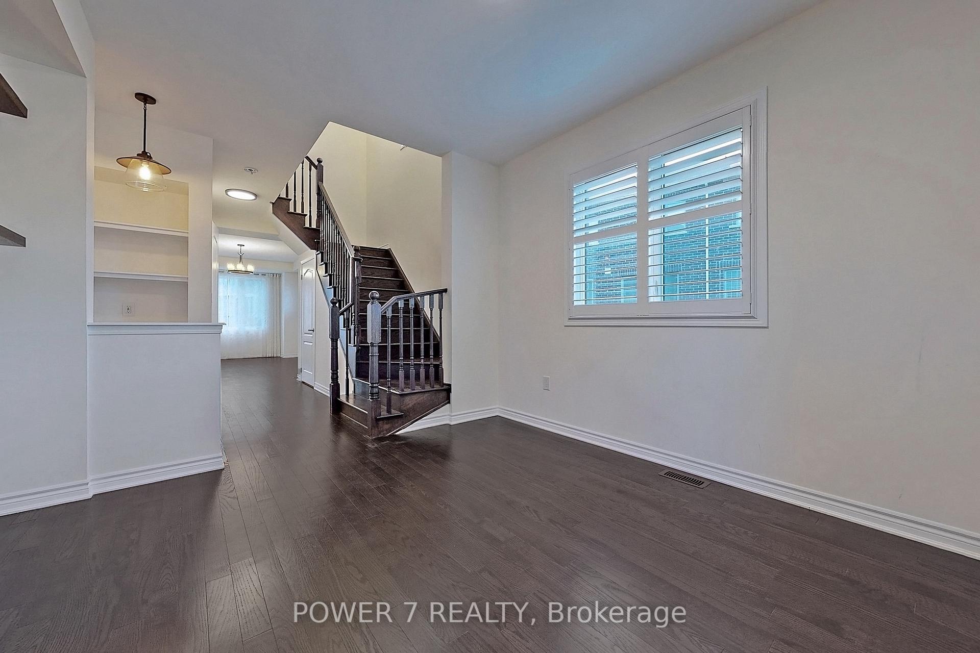 Photo 10 of 41 Ness Drive, Richmond Hill, Rural Richmond Hill — HOMEH