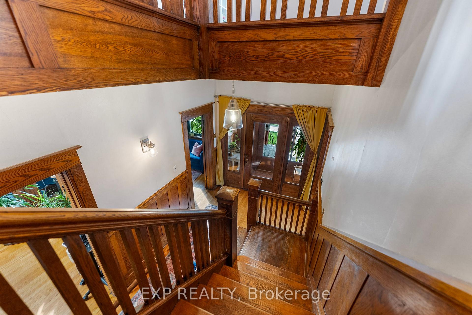 Photo 28 of 48 Hall Avenue E, Renfrew, Renfrew — HOMEH