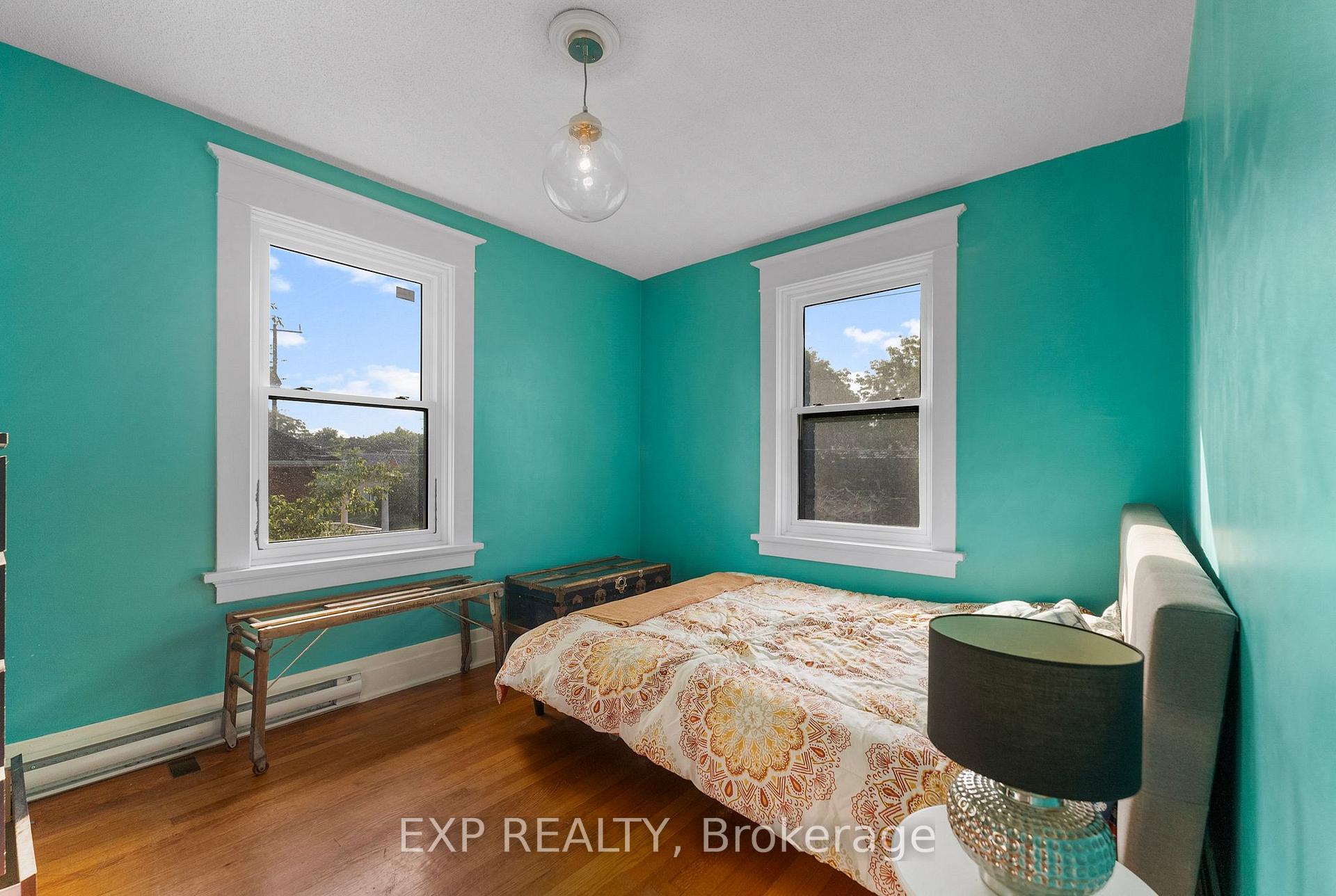 Photo 36 of 48 Hall Avenue E, Renfrew, Renfrew — HOMEH