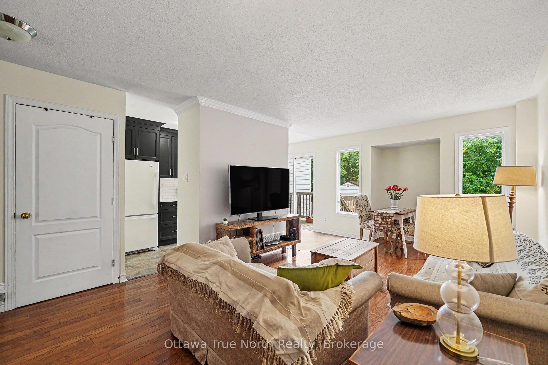 Photo 5 of 78 Redpath Drive, Ottawa, Barrhaven East — HOMEH