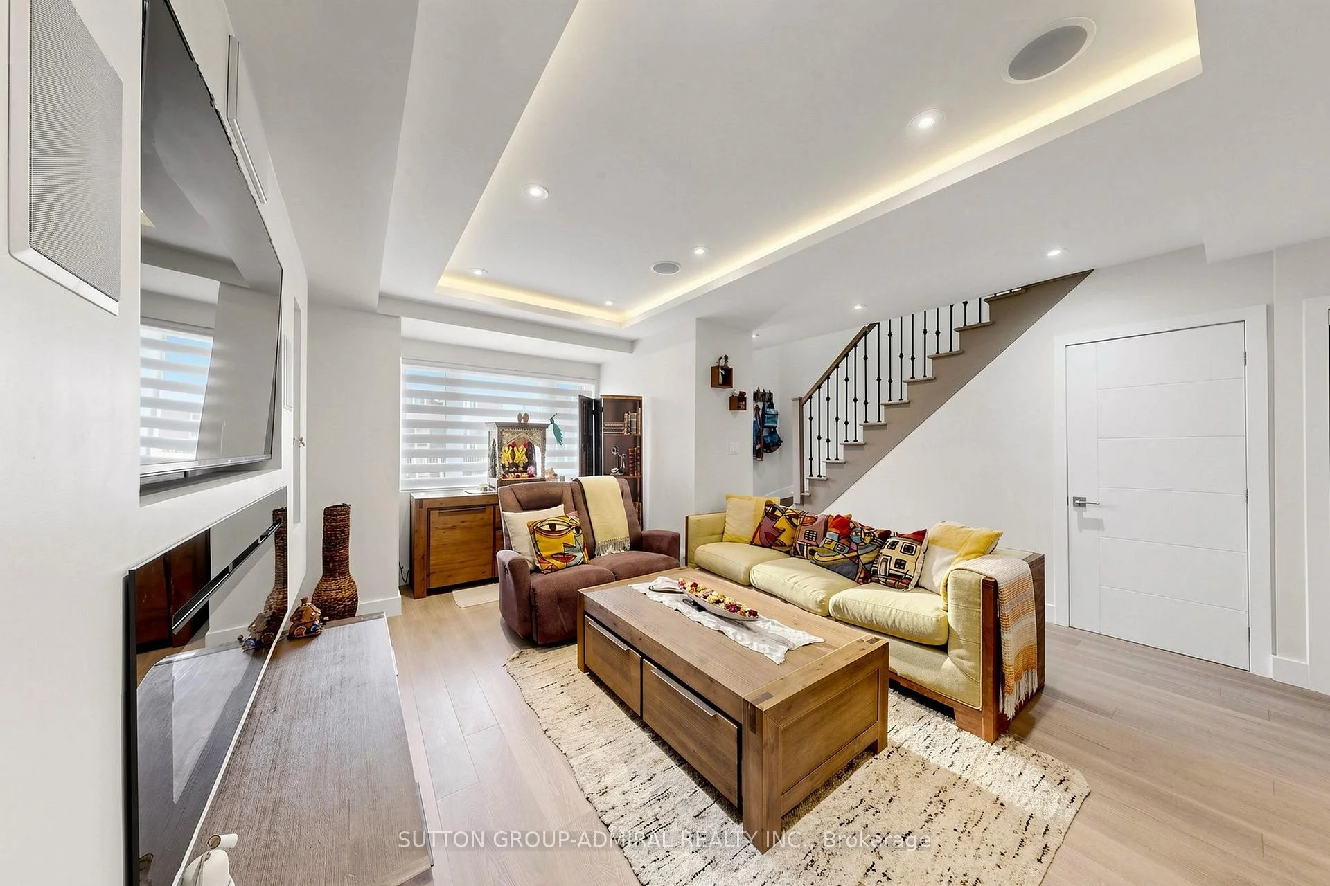 Photo 16 of 676 Vaughan Road, Toronto, Oakwood Village — HOMEH