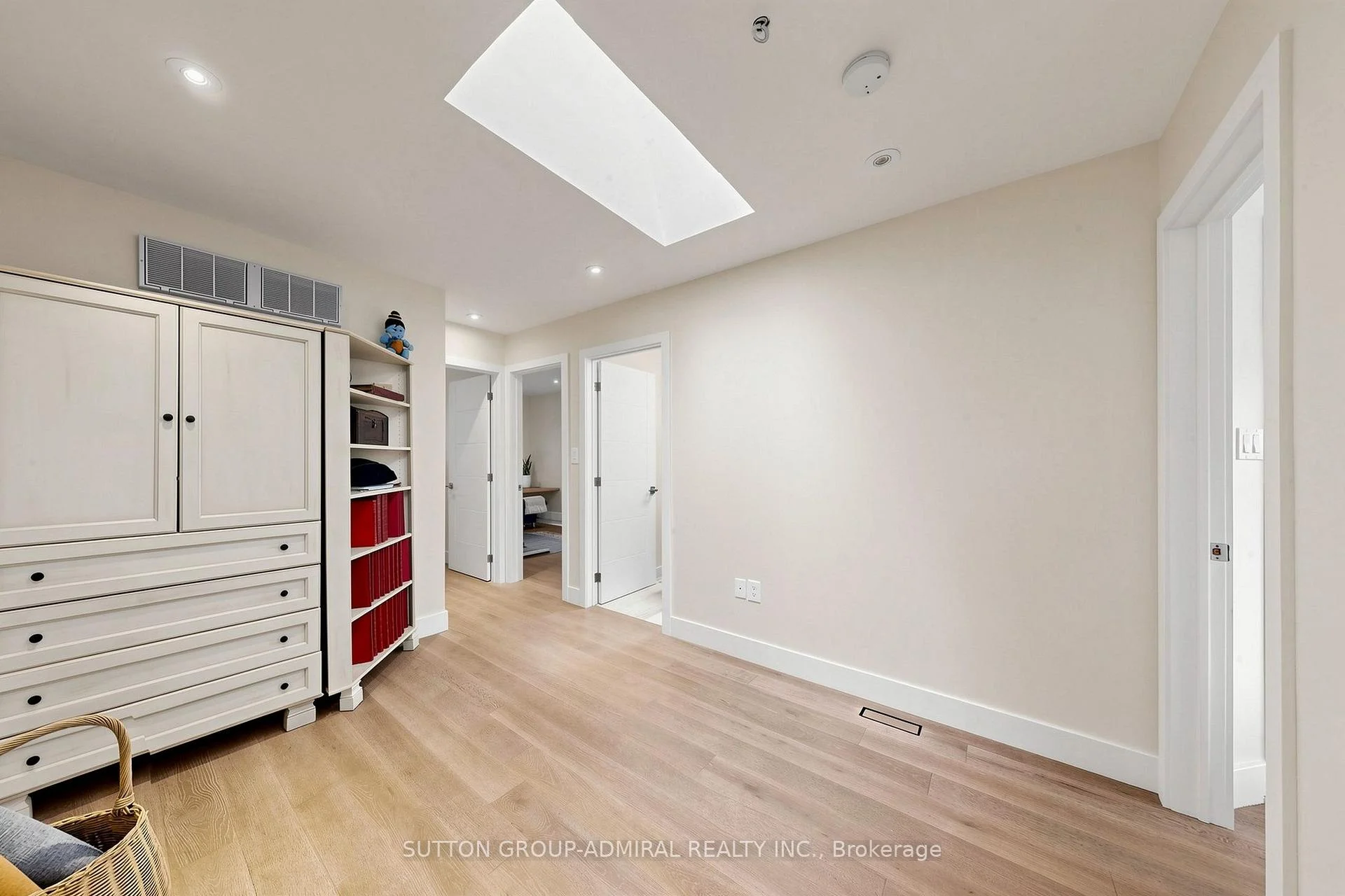 Photo 38 of 676 Vaughan Road, Toronto, Oakwood Village — HOMEH